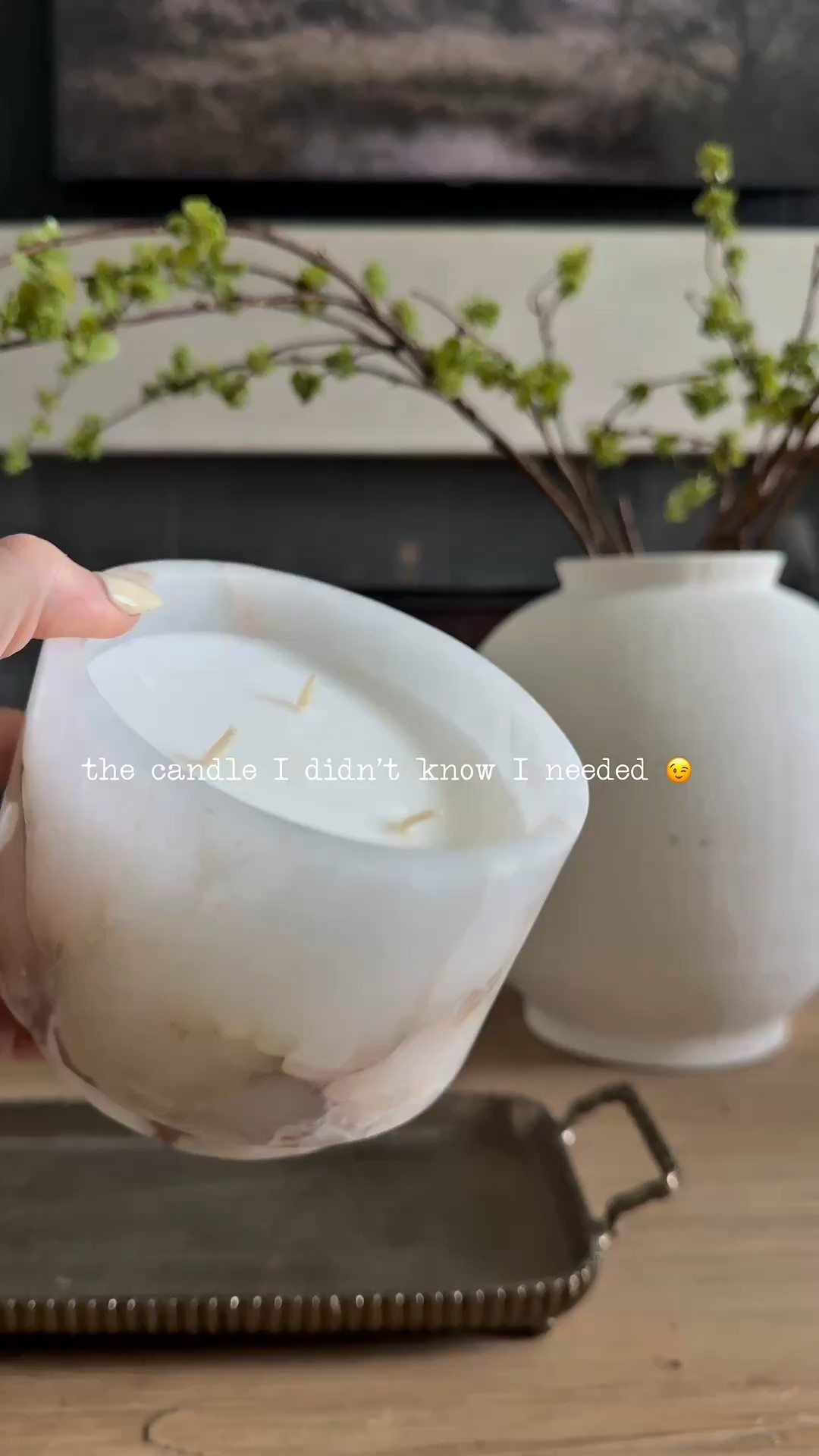 A stunner of a candle… beautiful alabaster🤍
So worth it.. even after the candle is done, I’ll have this beautiful vessel.

