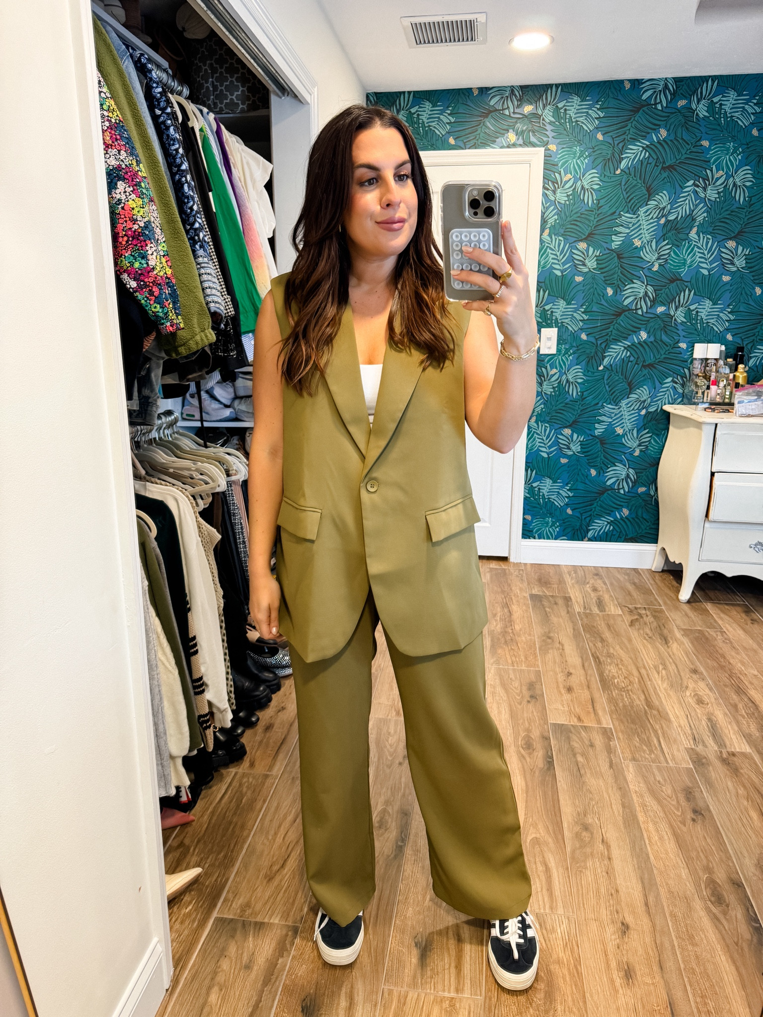 Loving this look from Amazon must have Mondays!
Trending | winter fashion | sweater 

#LTKfindsunder50 #LTKfindsunder100 #LTKstyletip