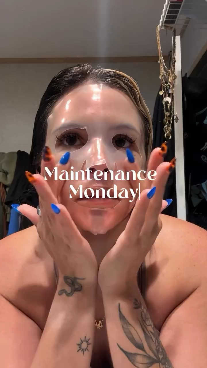 Welcome back to another episode of Maintenance Monday! 

Am I the only one who does everything showers once a week? I shower everyday but those shave, wash your hair, do it all ones? Yeah that’s once a week. 

#relatablemomcontent #maintenancemonday #everythingshower #selfcarereels 

Everything shower, maintenance Monday, monday routine, self care, relatable mom content, relatable content, vlog, daily vlog, diml