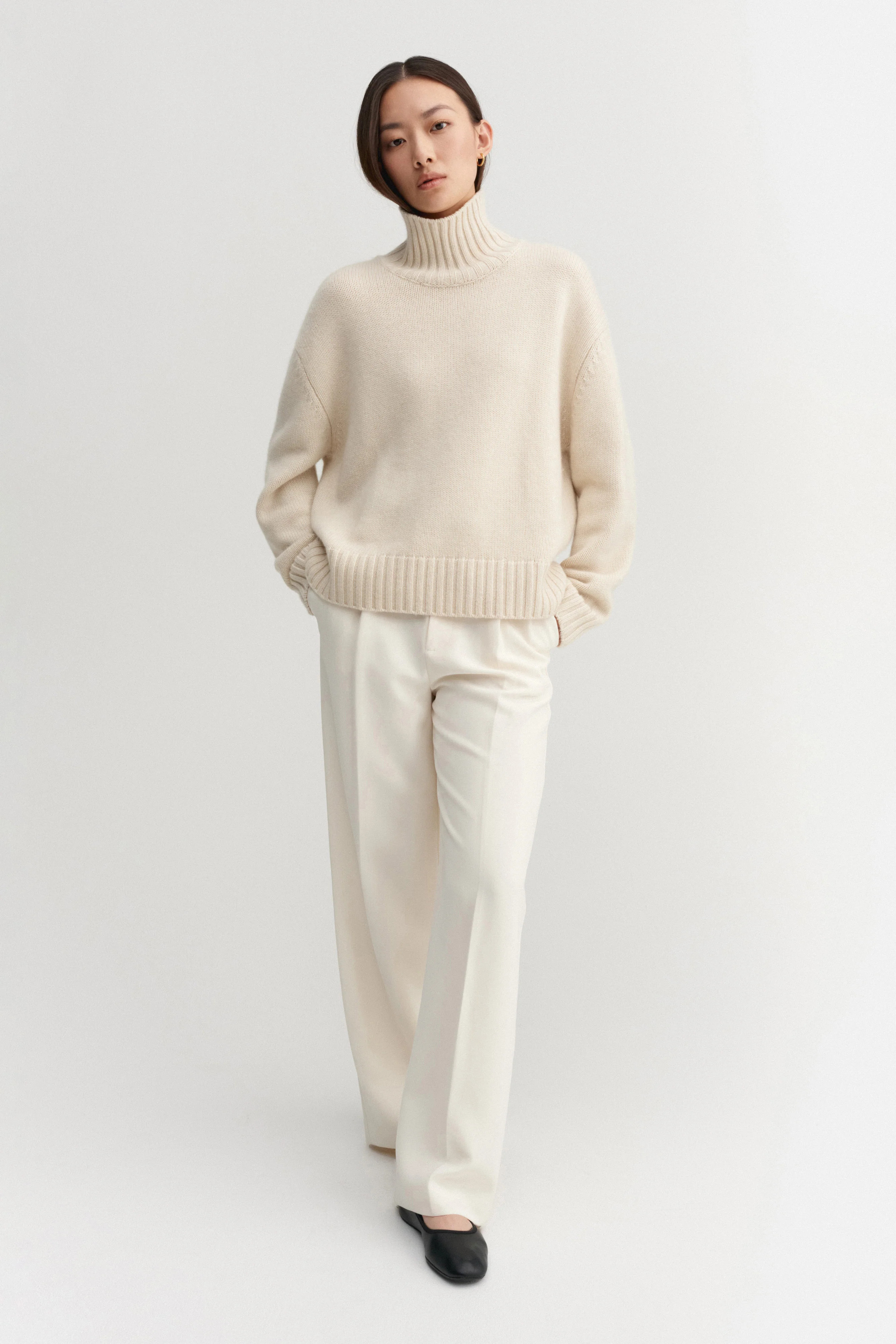 Nola Turtleneck Sweater, vanilla | Almada Label