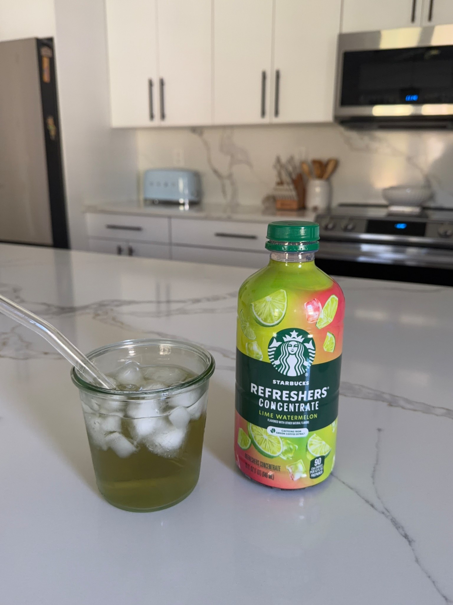 #ad Starbucks Refreshers Concentrate 🤍🍋‍🟩 @Target #starbucksathome #refreshersathome #targetpartner #target #ltk 