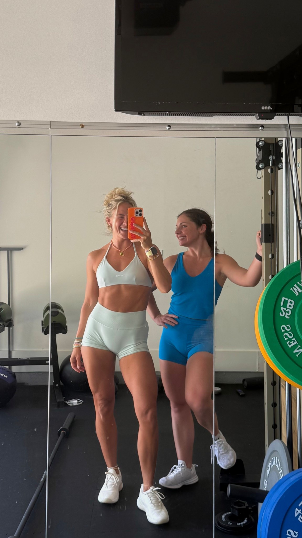 My workout set is DFYNE (unlinkable) so I linked similar! 🩵

#LTKStyleTip #LTKTravel #LTKActive