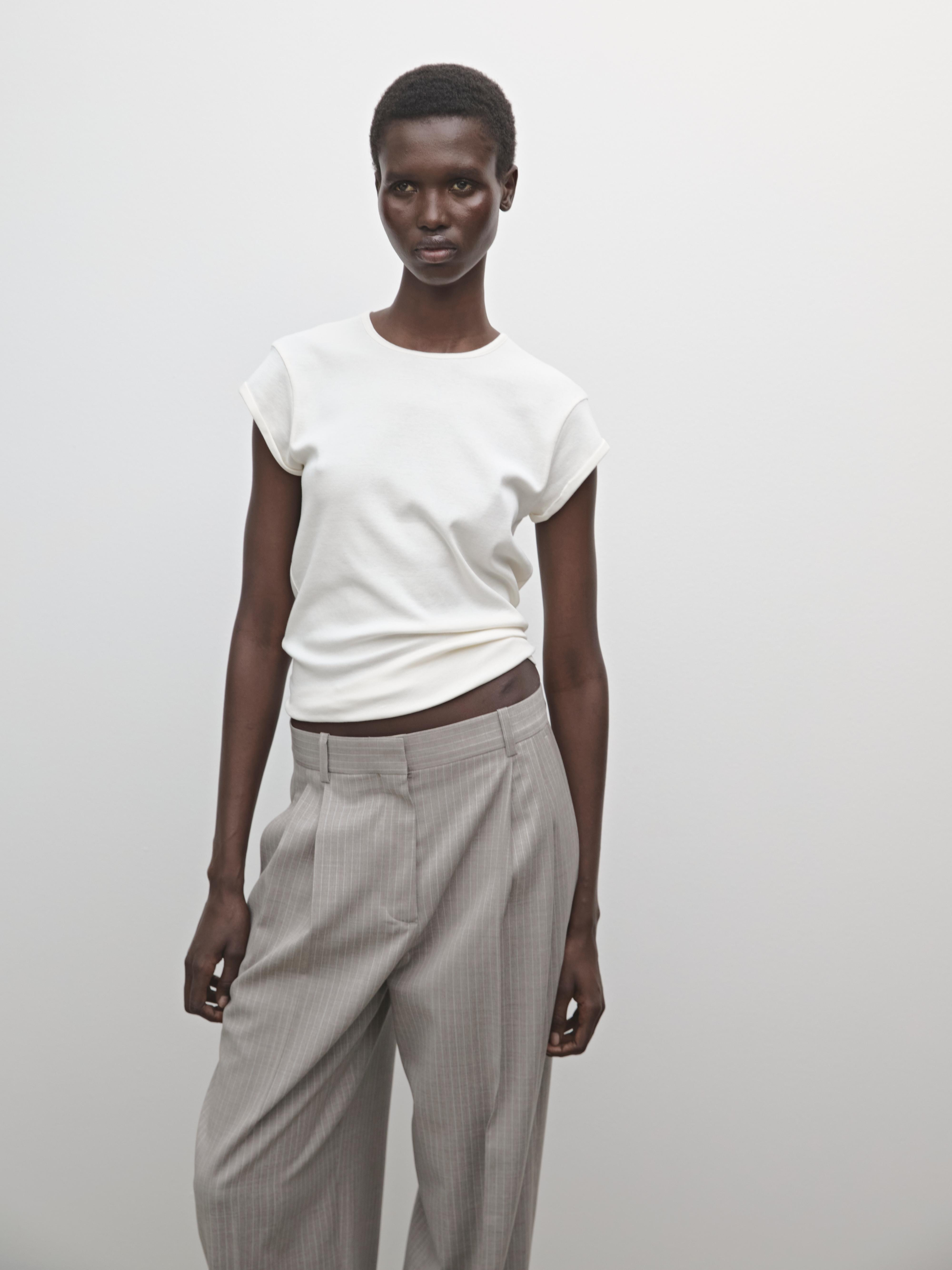 Pleated pinstripe trousers | Massimo Dutti UK