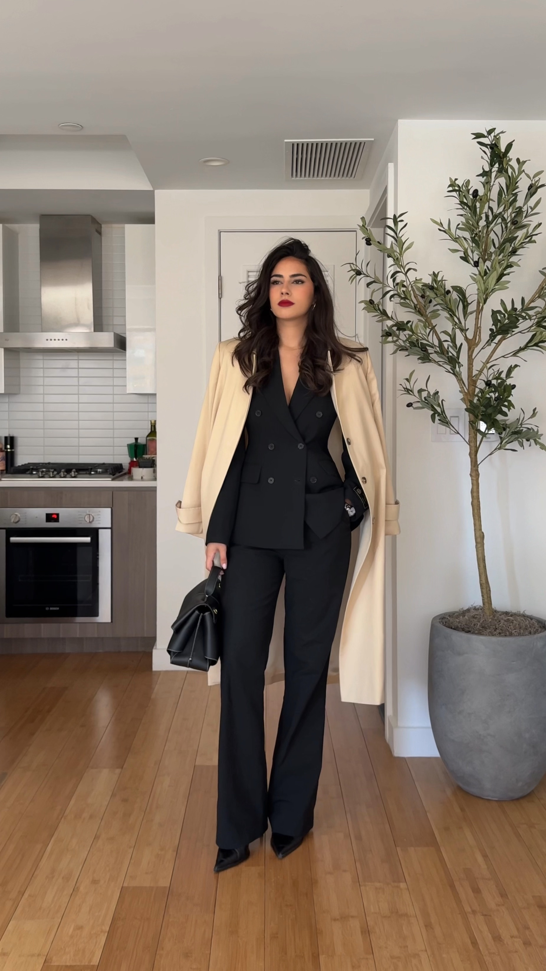 1 trench coat, 3 outfits!🧥

#LTKFestival #LTKStyleTip #LTKWorkwear
