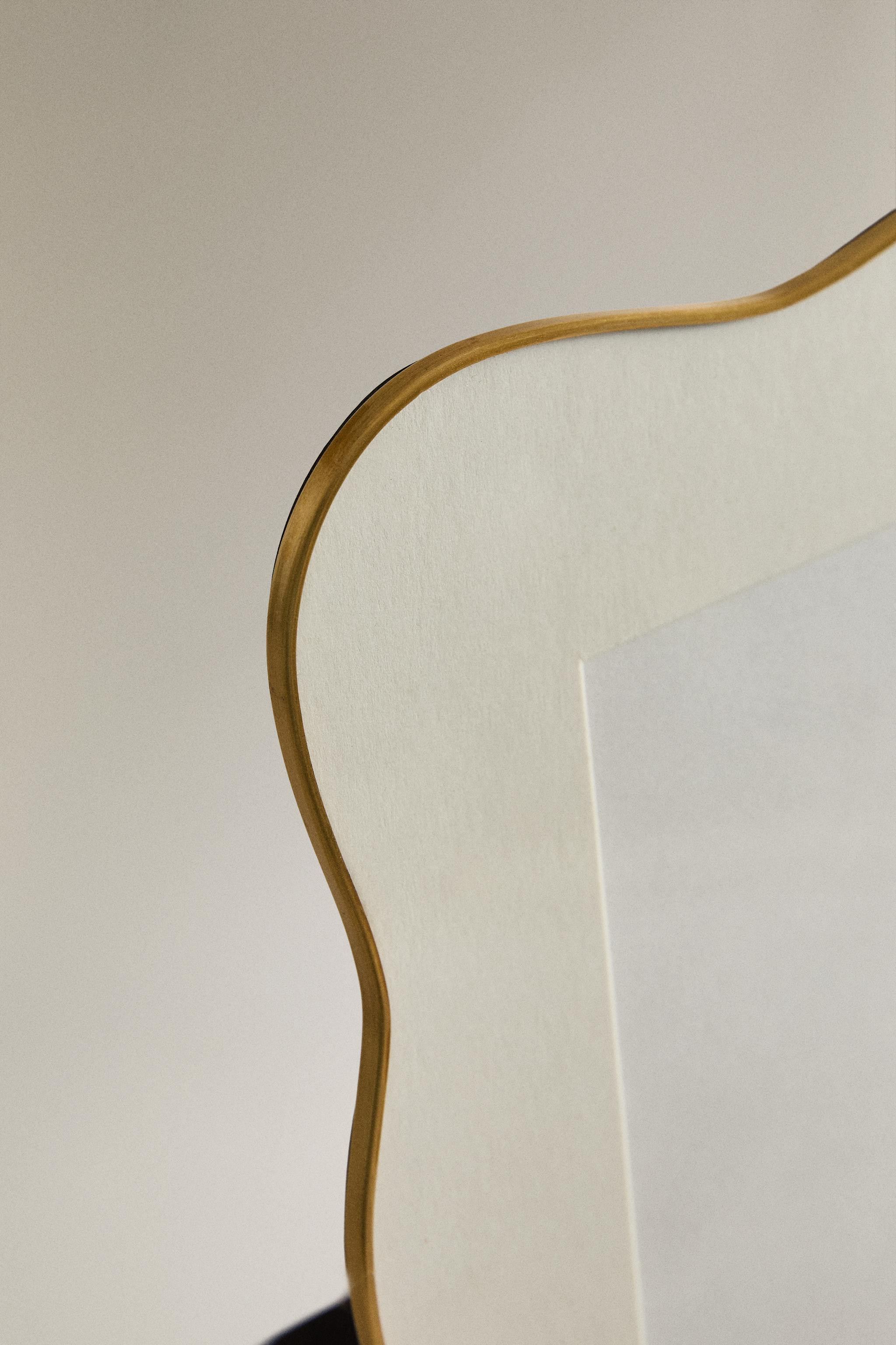 WAVY METAL PHOTO FRAME | Zara UK