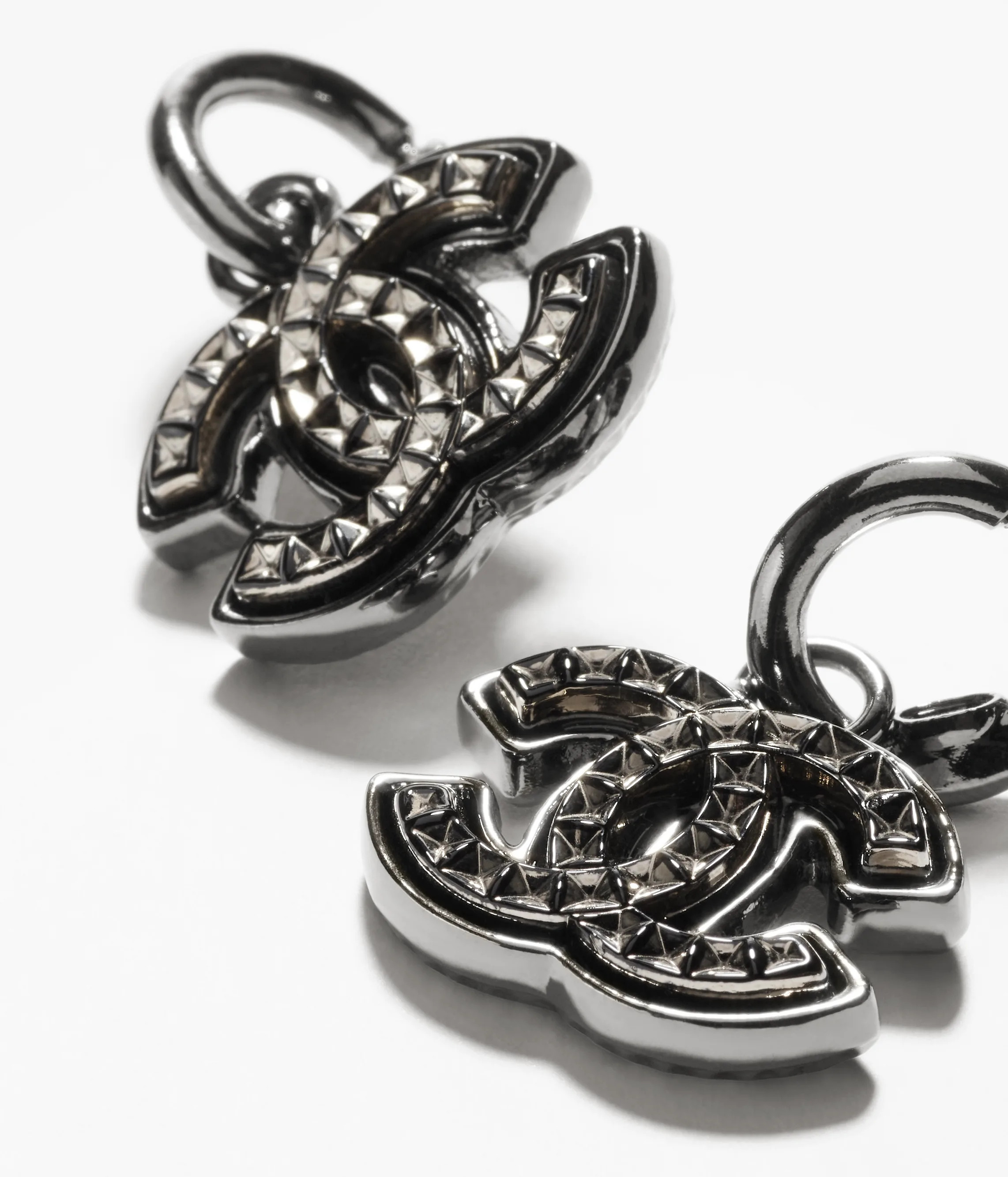 Metal & Glass | Chanel, Inc. (US)