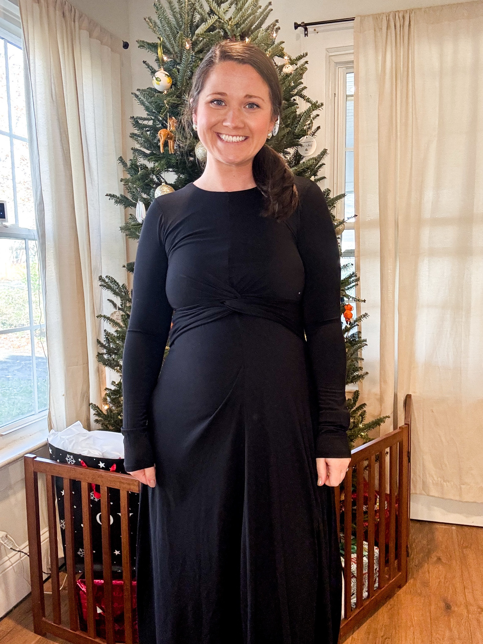 Bump friendly dress. Black t shirt dress. Target finds 