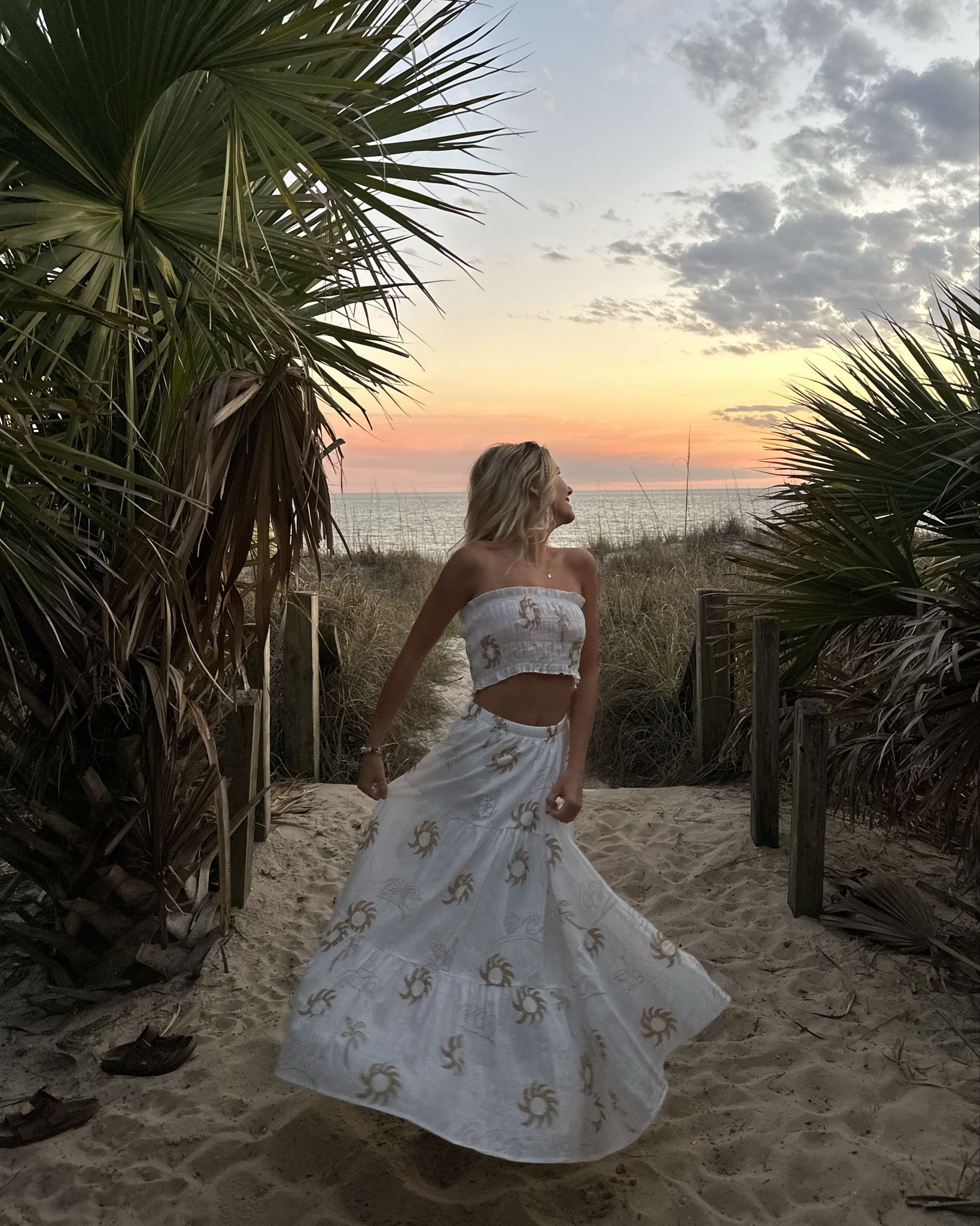 i loveeee a cute/comfy matching set because you can style together or separately!!! <3 

#LTKSeasonal #LTKfindsunder100 #LTKtravel