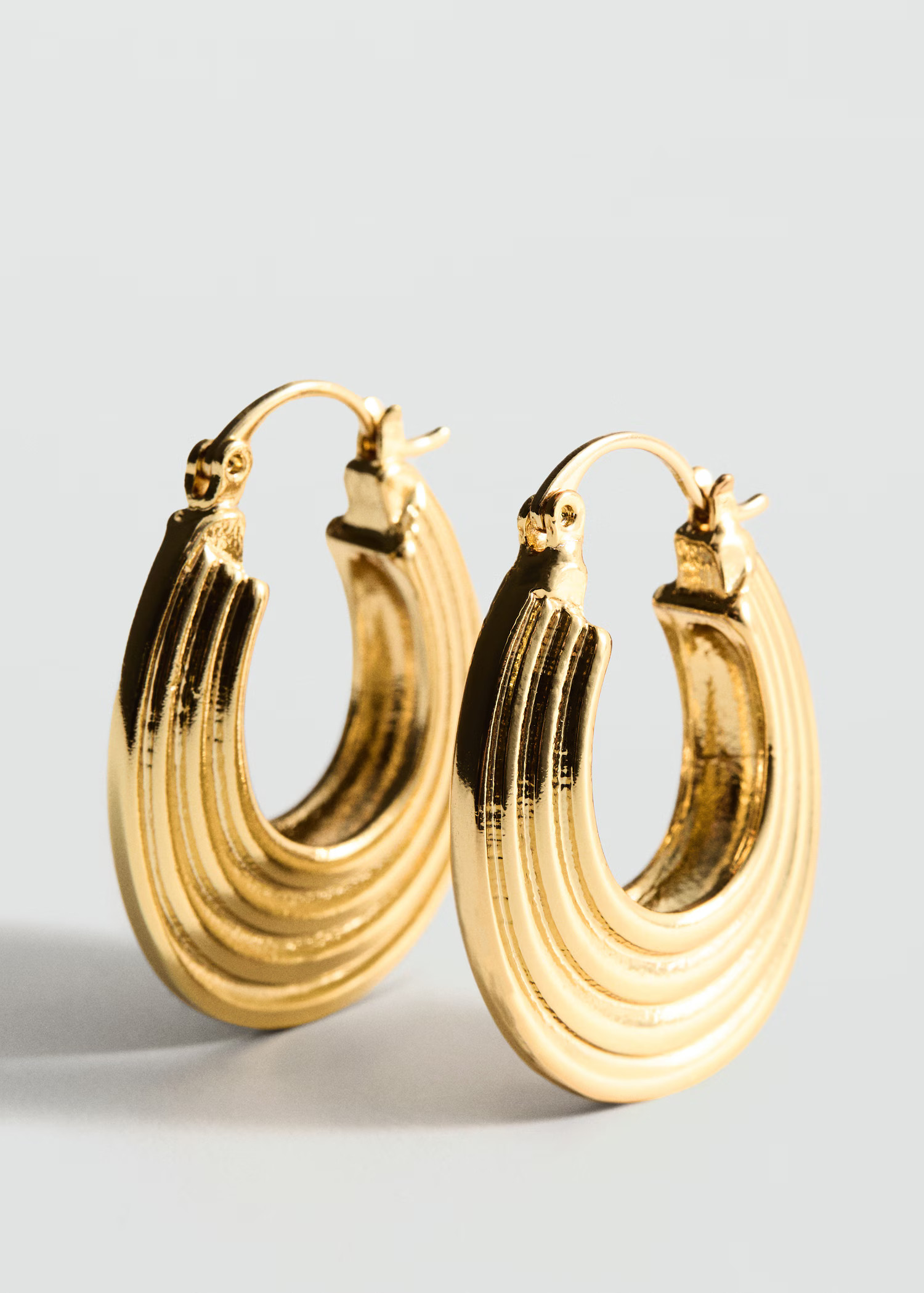 Embossed hoop earrings - Women | MANGO United Kingdom | MANGO (UK)