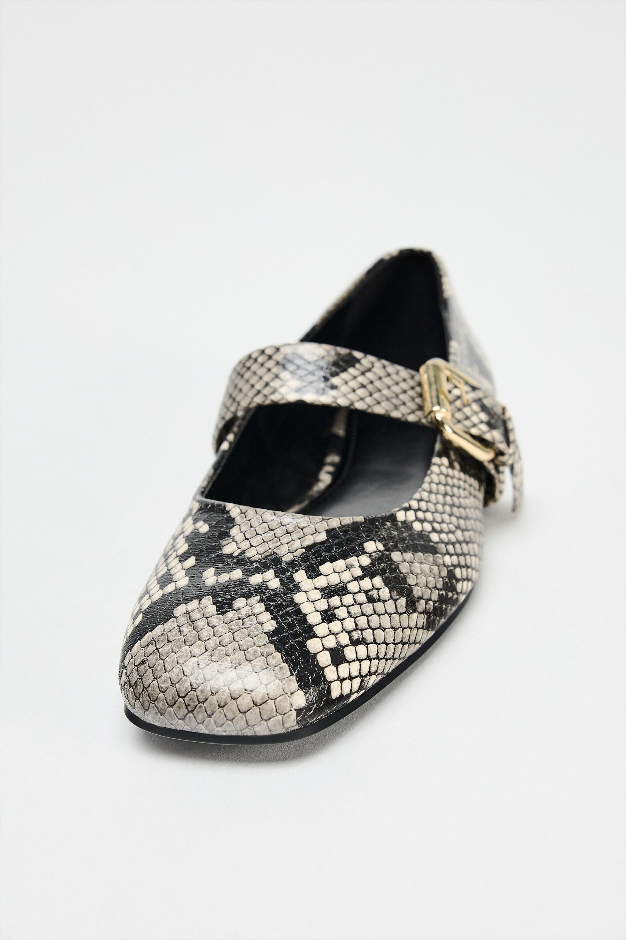 ANIMAL PRINT BALLET FLATS | Zara US