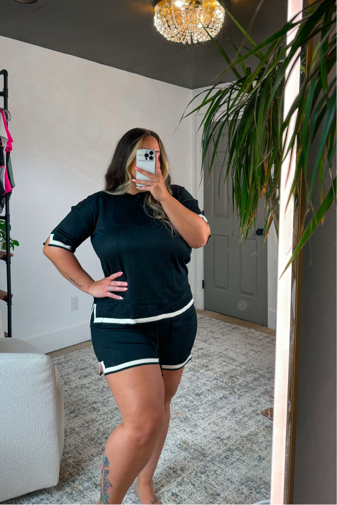 5’2” / size 14-16 / 38J 
Wearing size XL! 

USE CODE 6O6TDDQZ + 20% off coupon on product page 🫶 

#loungewear #matchingset #size14 #size16 #floral #knit #casualoutfits #summer #ltkcurves #fullbust 

#LTKFindsUnder50 #LTKSaleAlert #LTKMidsize