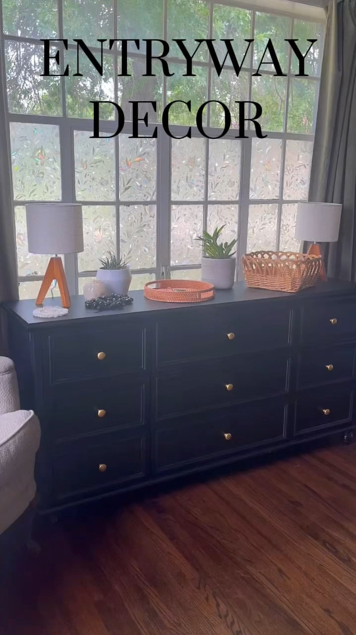Entryway decor from Amazon!🤩

#LTKStyleTip #LTKVideo #LTKHome