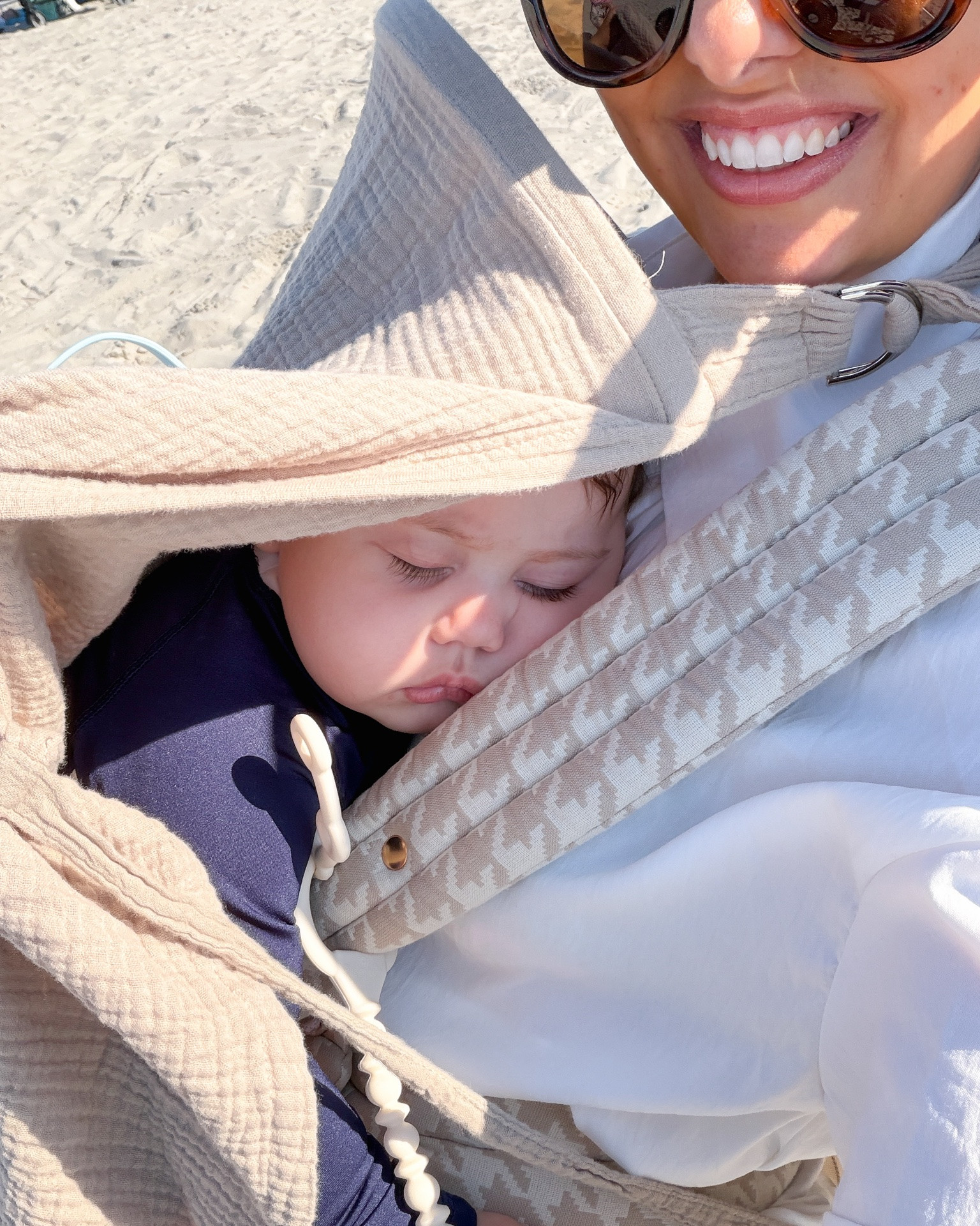 Sunday Shares ⭐️

• the best nursing cover and it’s super affordable …it’s been to the beach and beyond ! 

• hard shell cases save our snacks from being crushed in the beach bags 

• I never understood the hype of Owala but having your straw covered for summer time activities is elite 

• tabletop fan that saves us from our kiddos melting down - it’s collapsible and oscillates 

• I doubted this beach bag’s abilities but it fit 7 thin towels when my whole extended family was at our beach house, and it’s under $20! Comes in several color options

#LTKmomlife #LTKTravel #LTKSwim