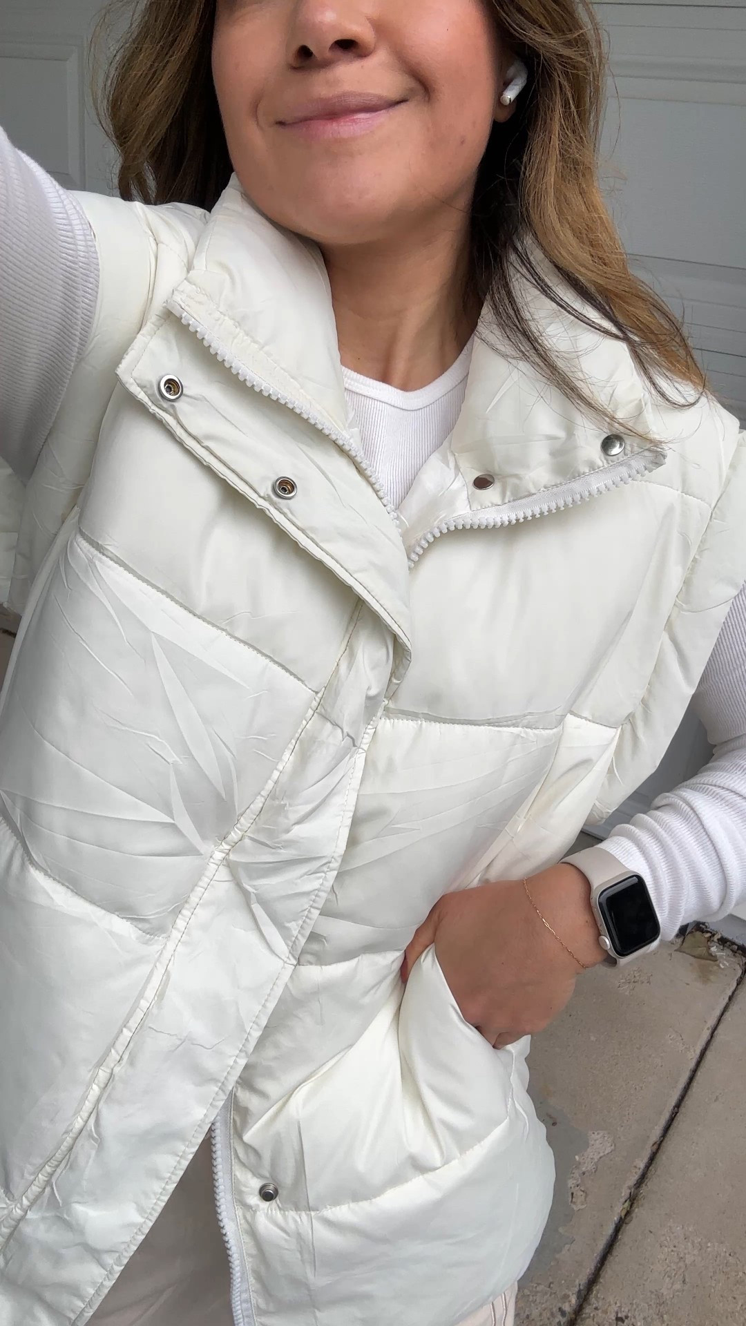 The only puffy best you’ll need this fall and winter. It has the perfect amount of volume and it’s available in multiple colors!  Take 20% off right now! 

#LTKFindsUnder50 #LTKSaleAlert #LTKSeasonal
