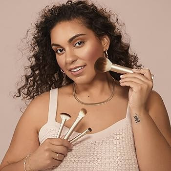Real Techniques Au Naturale 9 Piece Makeup Brush Set, For Liquid, Cream, & Powder Foundation, Eye... | Amazon (US)