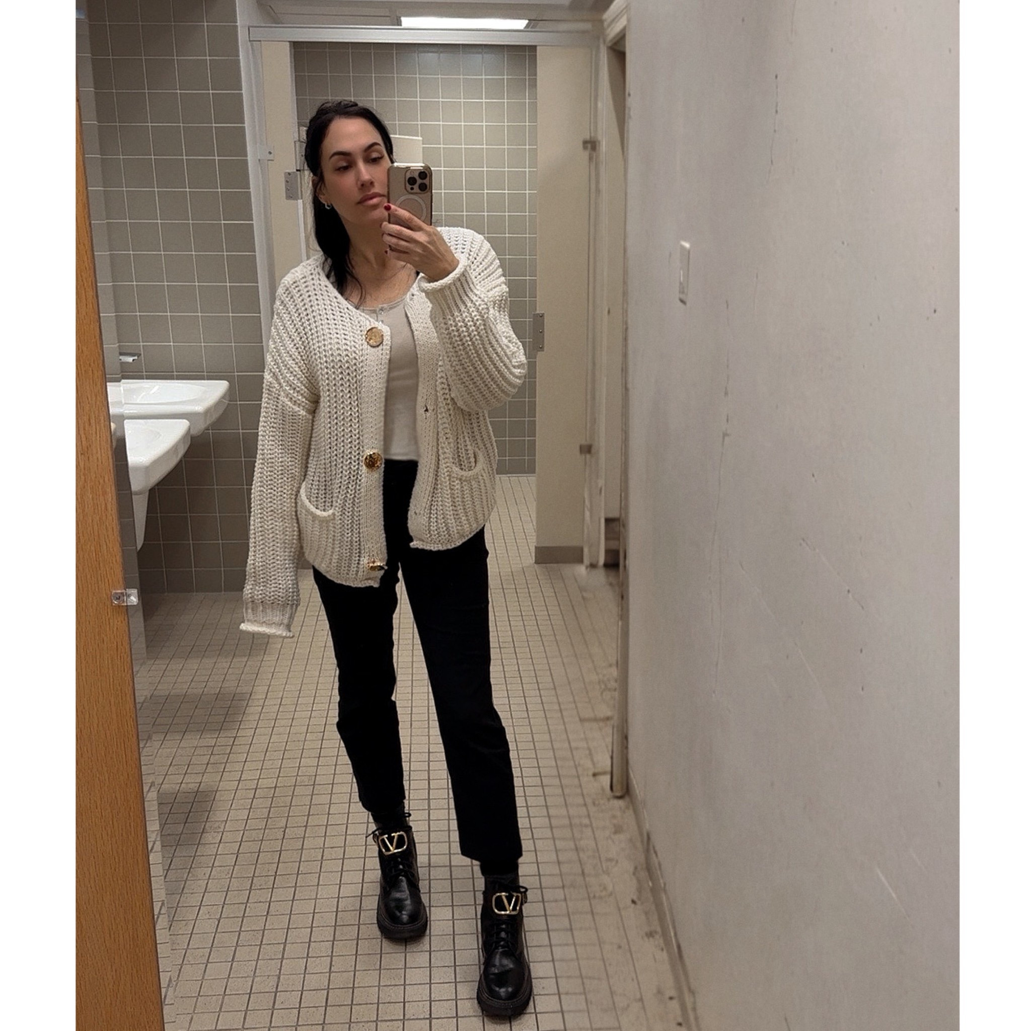 Heavy knit cardigans until 2026 

#LTKGiftGuide #LTKootd #LTKHoliday