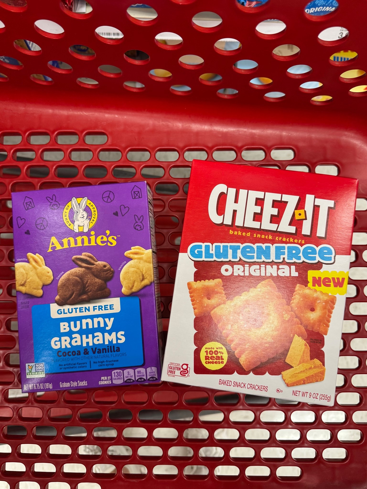 Gluten Free snacks that taste just like their regular counterparts is an absolute win for me. So happy that Cheez it did this for us. 


#LTKdayinmylife #LTKmomlife #LTKfoodie