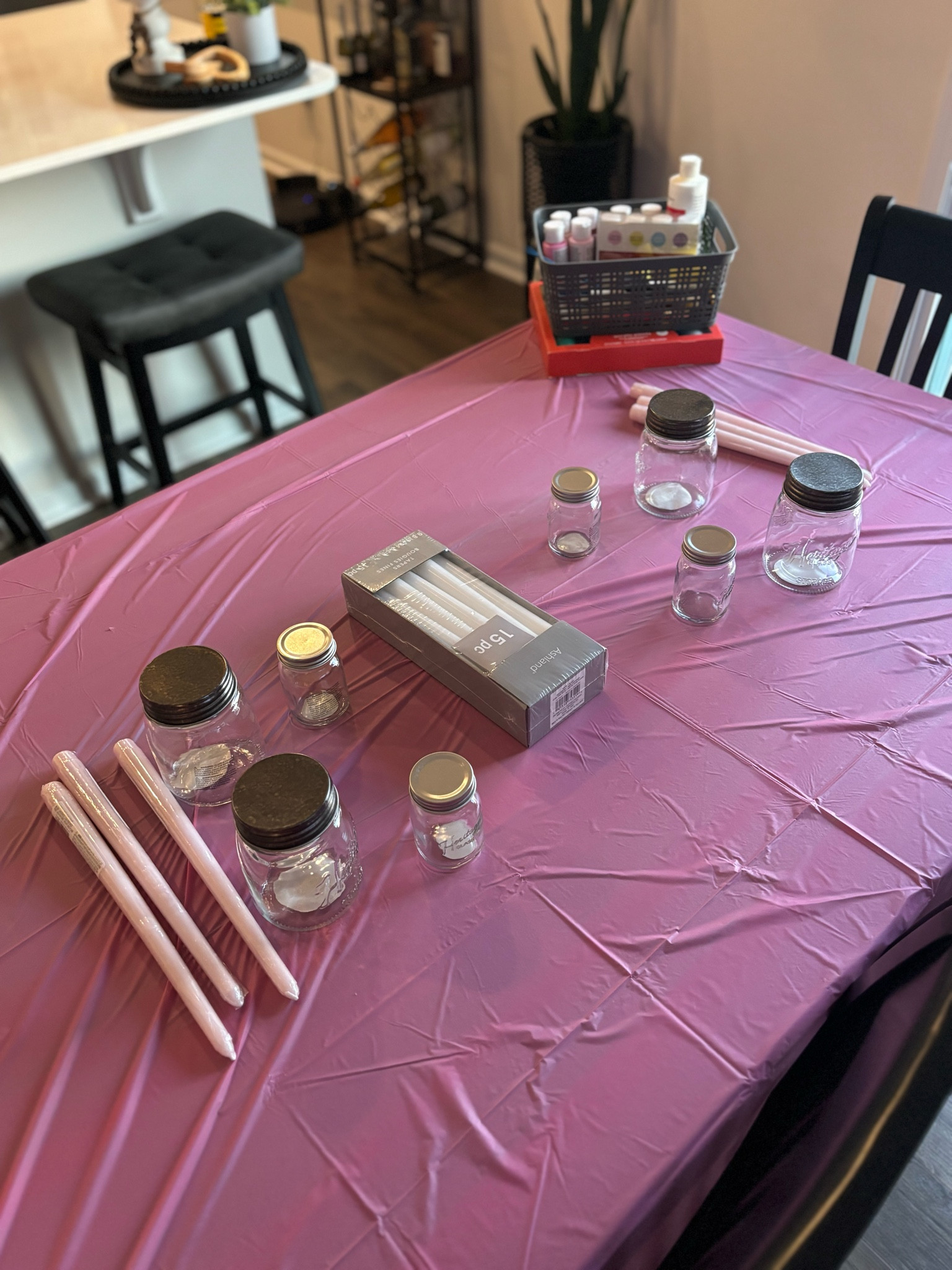 Simple girls night DIY craft night idea! 

Tonight’s set up is for DIY Valentine’s candles & mason jars. 💕


#girlsnight #crafts #diy #valentines

#LTKSeasonal #LTKParties #LTKHome