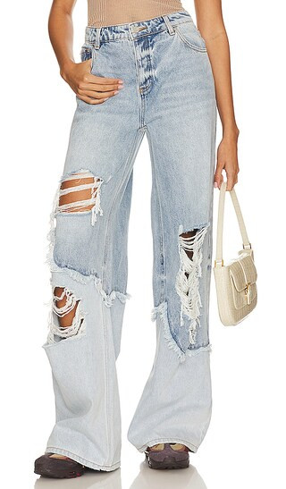 Torell Wide Leg Jean in Coastline | Revolve Clothing (Global)