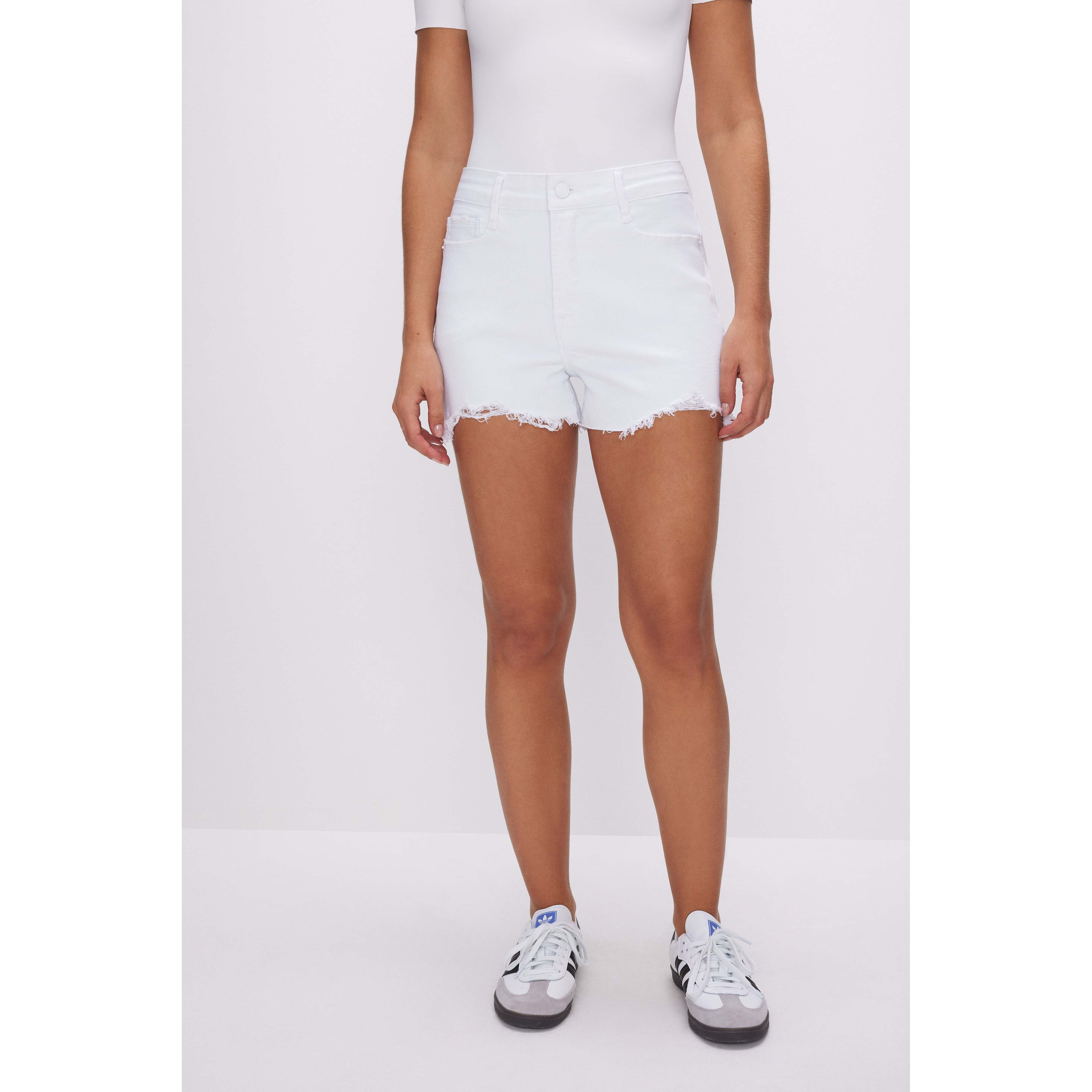 Women's Good Petite Girlfriend Denim Shorts | White, Size 20 Plus | Good American by KhloÃ© Kardashian | Good American