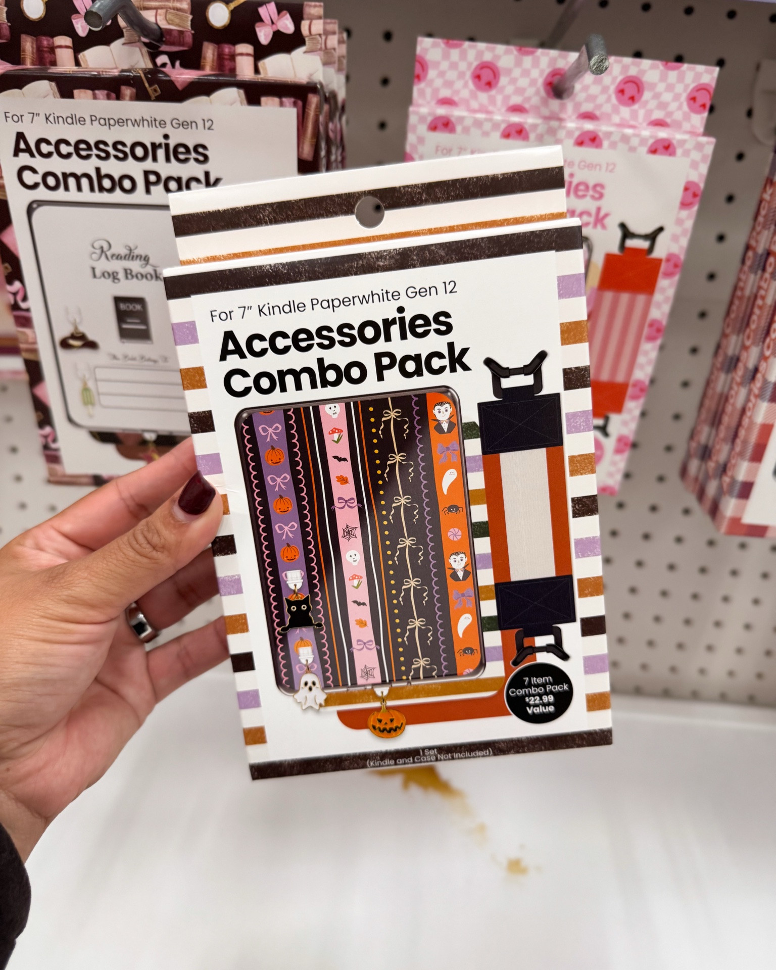 Kindle Accessories👻

book reader, electronics, target finds
