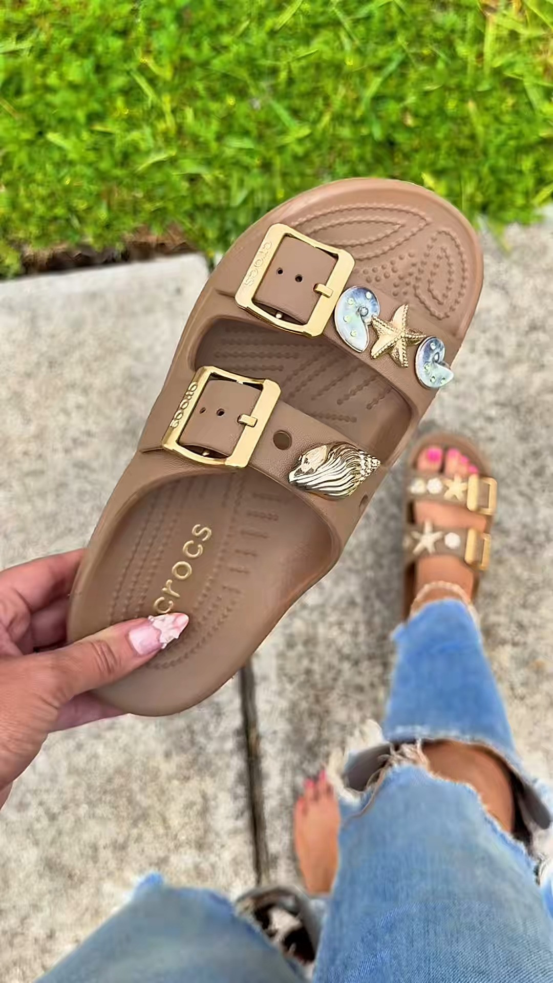 The moment we’ve been waiting for!!! Love my crocs Saturday sandals!! #crocs #crocssandals #crocssaturday #summersandals #ad @Crocs  

 #LTKootd #LTKWorkwear #LTKTravel