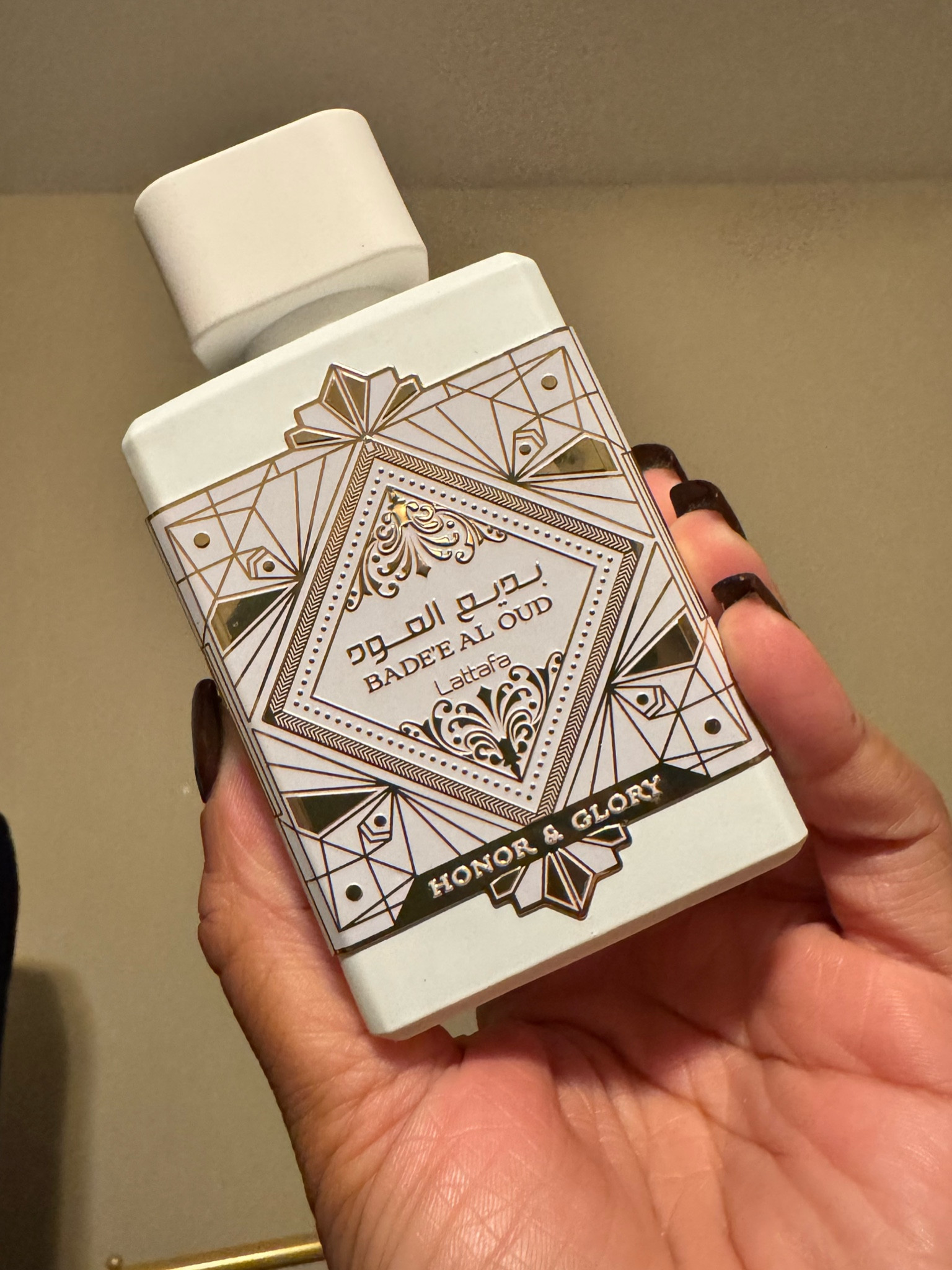 Cold weather scent of the day. Pineapple and creme brûlée open up, with some sweet spices as it dries down. A woody vanilla finish. Easily unisex, if you are a fan of the likes of Kirke and Erba Pura, or even Chloe Nomade, this is for you! Definitely beast mode and long lasting, I’d recommend for a night out or date night. Not a safe blind buy or for beginners.

#LTKfindsunder50 #LTKbeauty