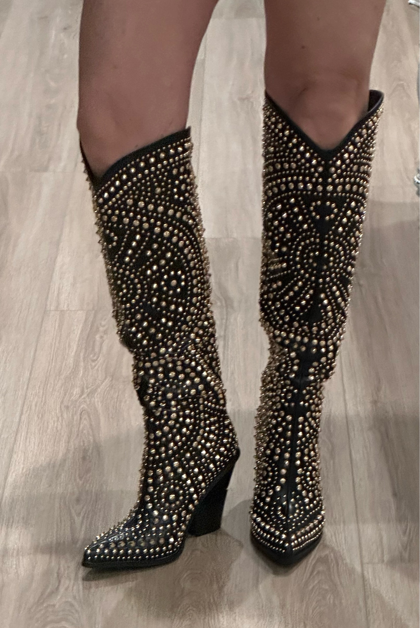 My girls and I have been in LOVE with Glitzy Bella for years!  I still have my original purchase bright yellow CC sweatshirt times 3!  Yep, you know me.  I find something I love and I make sure I have it always. 😂

These boots might be my most favorite purchase to date!  They are a tad bit higher than my boots I wear the most, but that’s ok with me!  I am a bit on the shorter side, so I love the extra height!

 I linked most of their boots here.  LOVE!!! #LTKboot #LTKrodeo #LTKconcert 