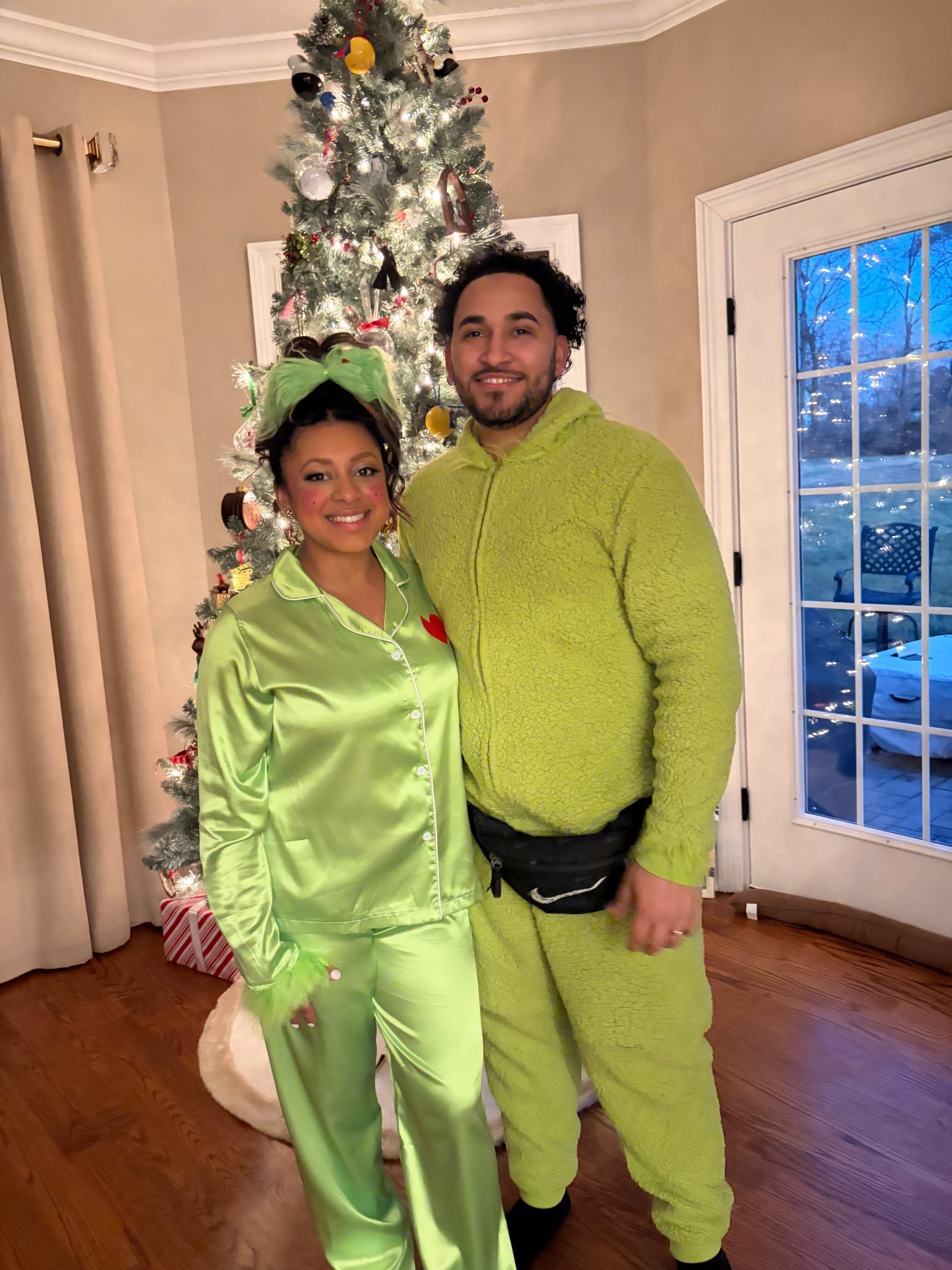 Matching Grinchy Pajamas with my honey 💚

#LTKHoliday #LTKSeasonal #LTKootd