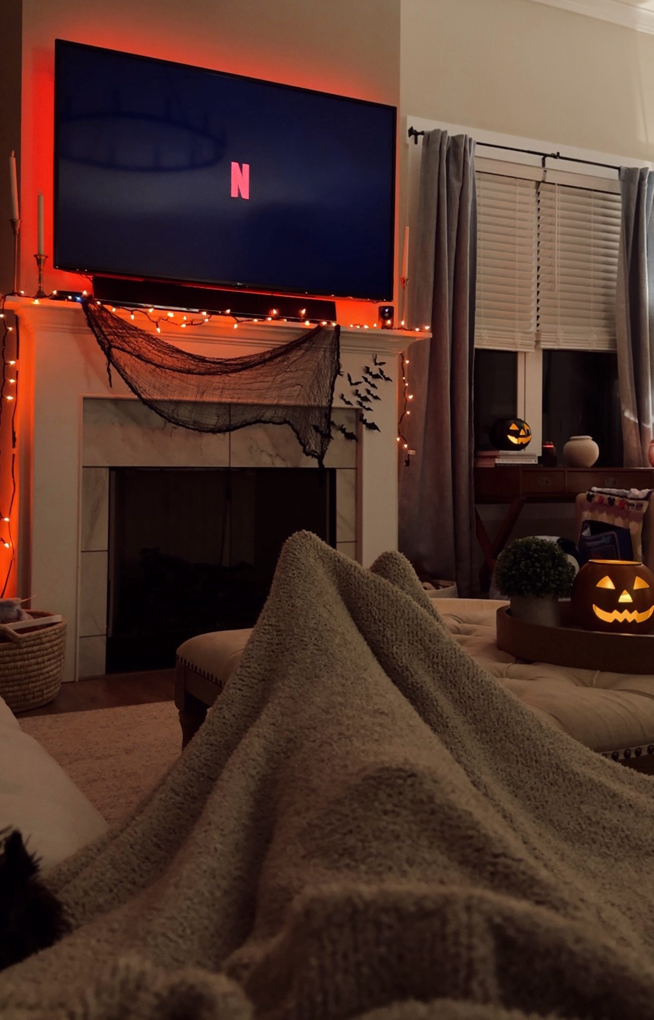 find me here couch rotting all month with my cozy halloween decor👻

#LTKSeasonal #LTKHome #LTKHalloween