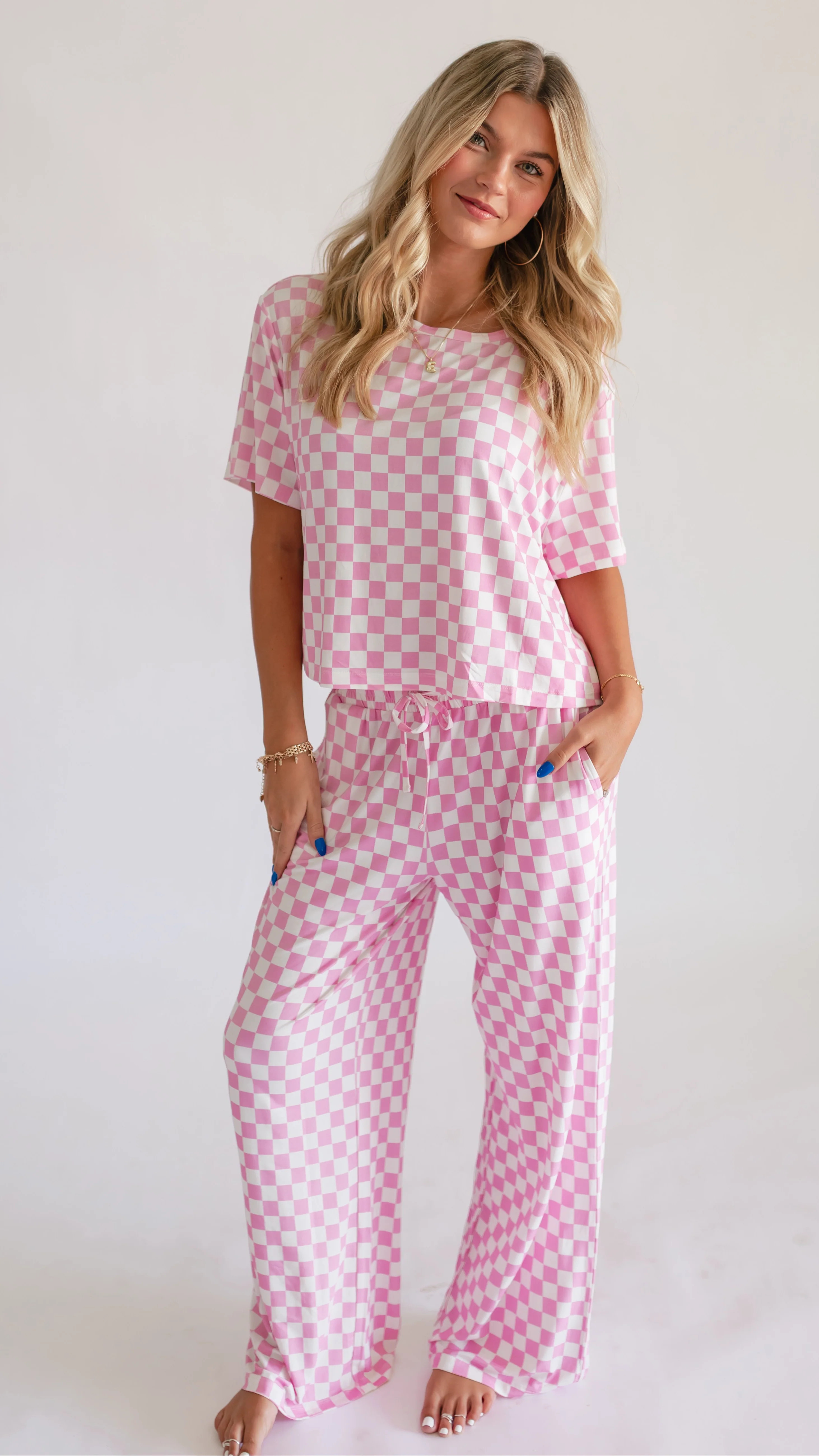 Women's T-Shirt and Pants Set in Pink Checkered | Silks Design