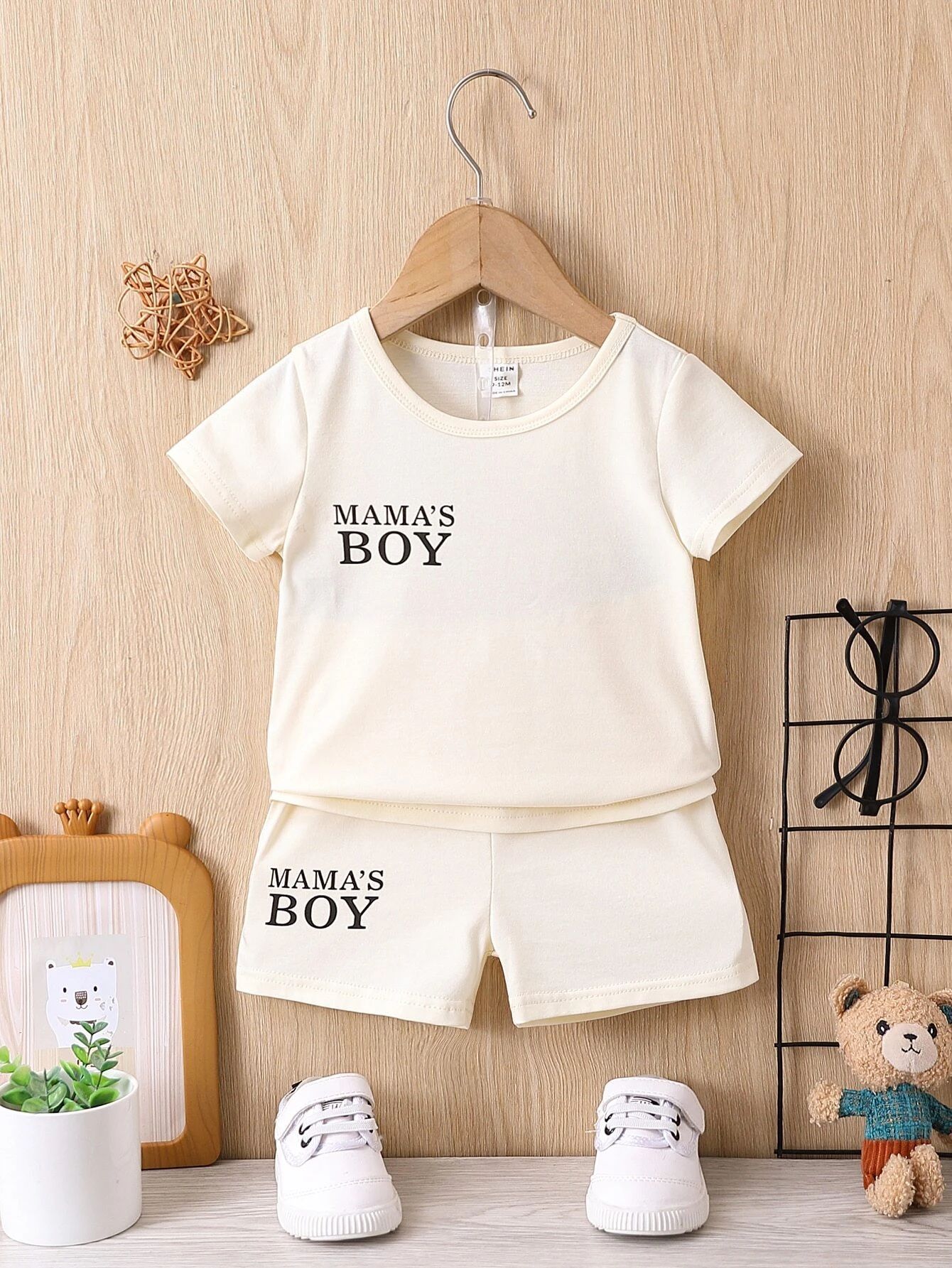 Baby Boy Letter Graphic Tee & Shorts | SHEIN