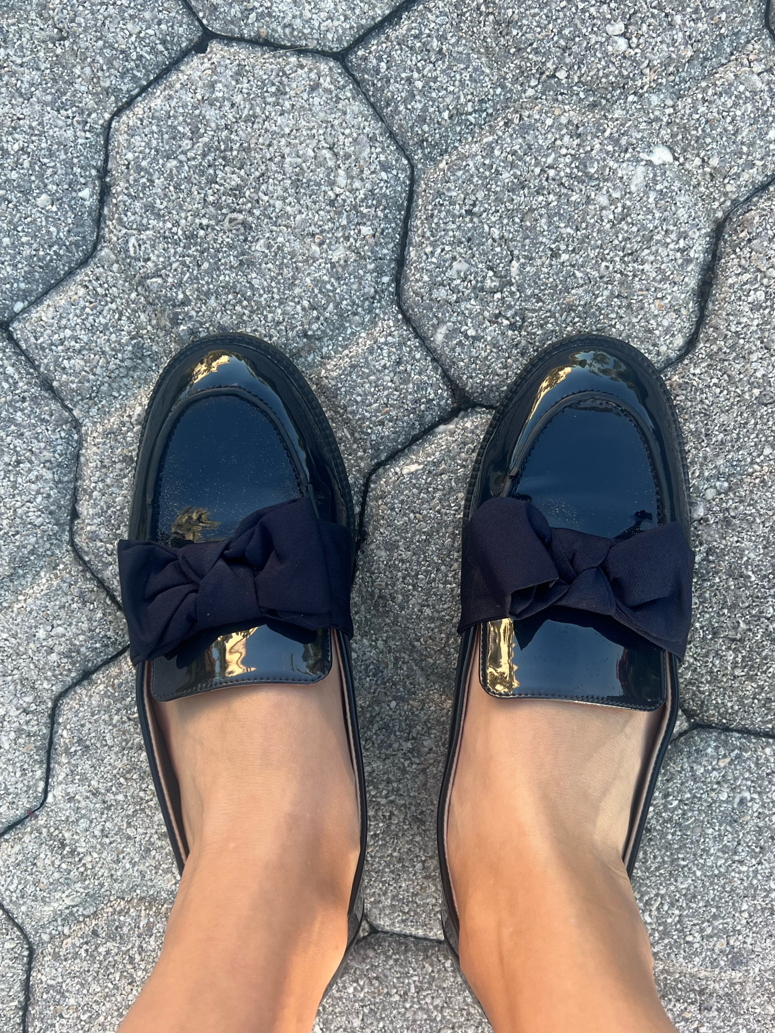 Bow loafers / work shoes / lawyer / attorney / work flats / law school outfits / lawyer outfits

#LTKworkwear #LTKsalealert #LTKshoecrush