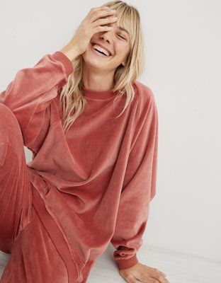 Aerie REAL Obsessed Velour Sweatshirt | American Eagle Outfitters (US & CA)