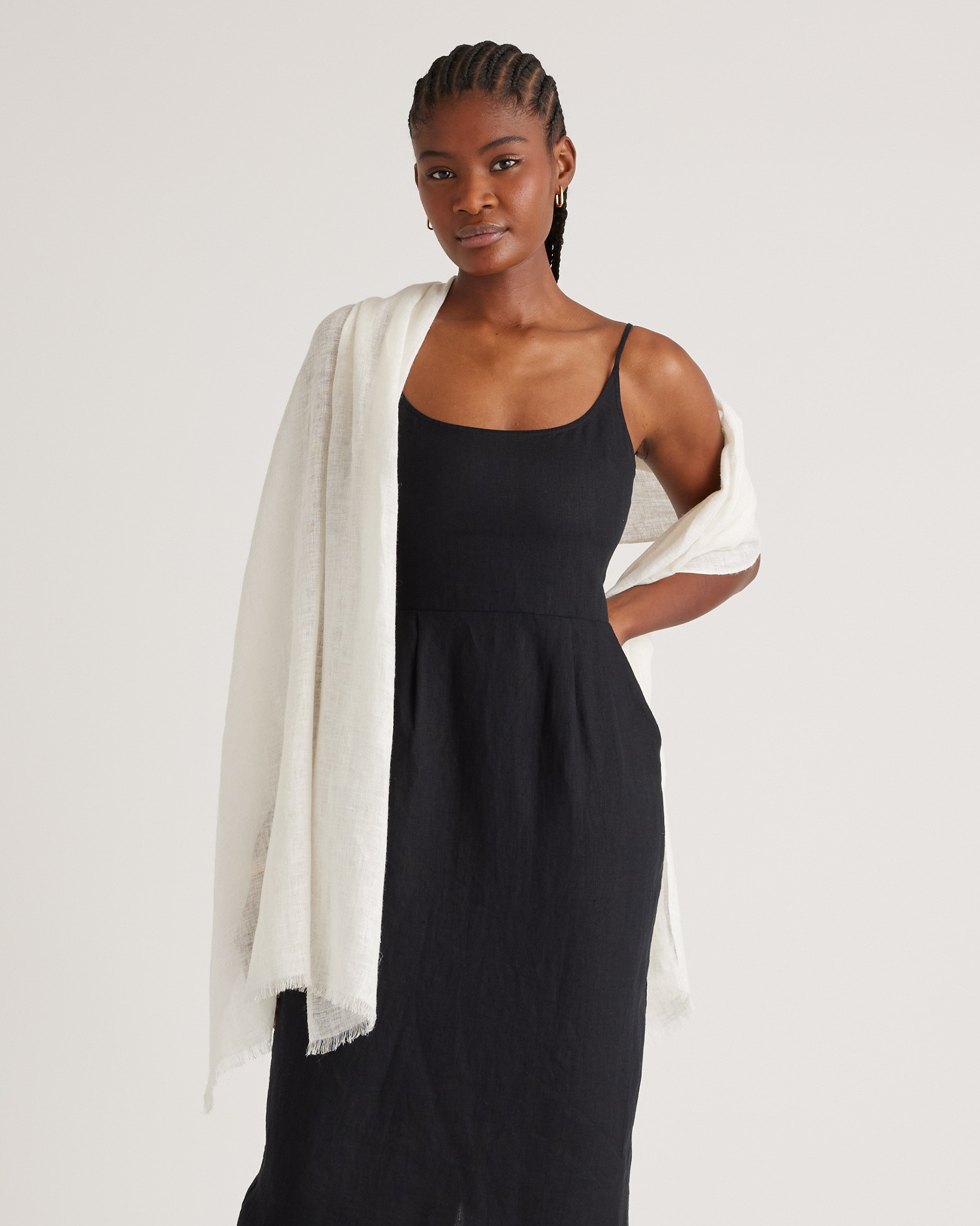 Quince | Women's 100% European Linen Scarf in White | Quince