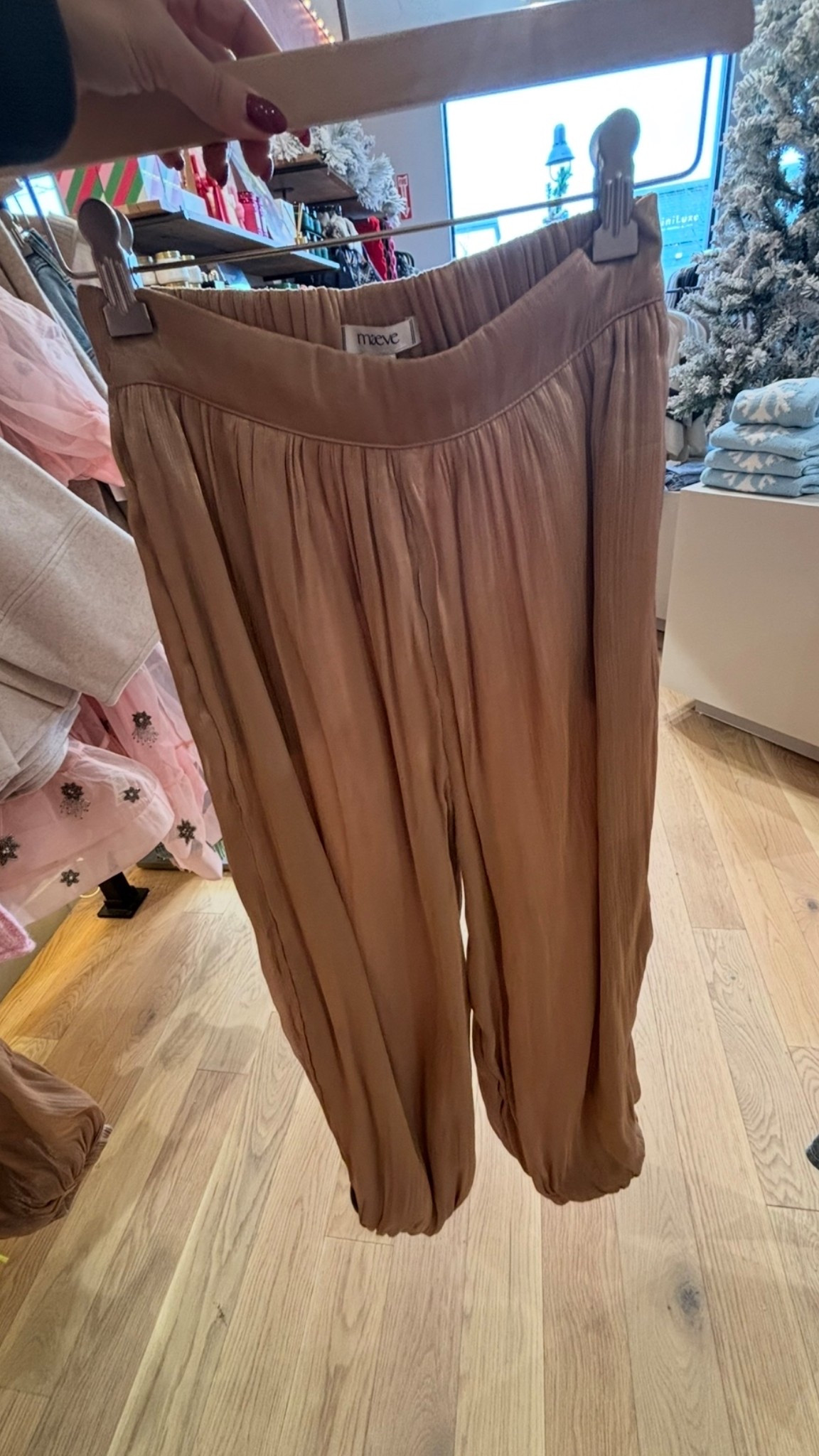 Shiny balloon pants on sale 

#LTKHoliday #LTKSaleAlert #LTKFindsUnder100