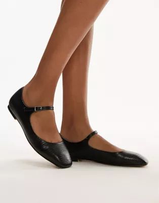 Topshop Caitlin slim square toe ballet flat in black | ASOS (Global)