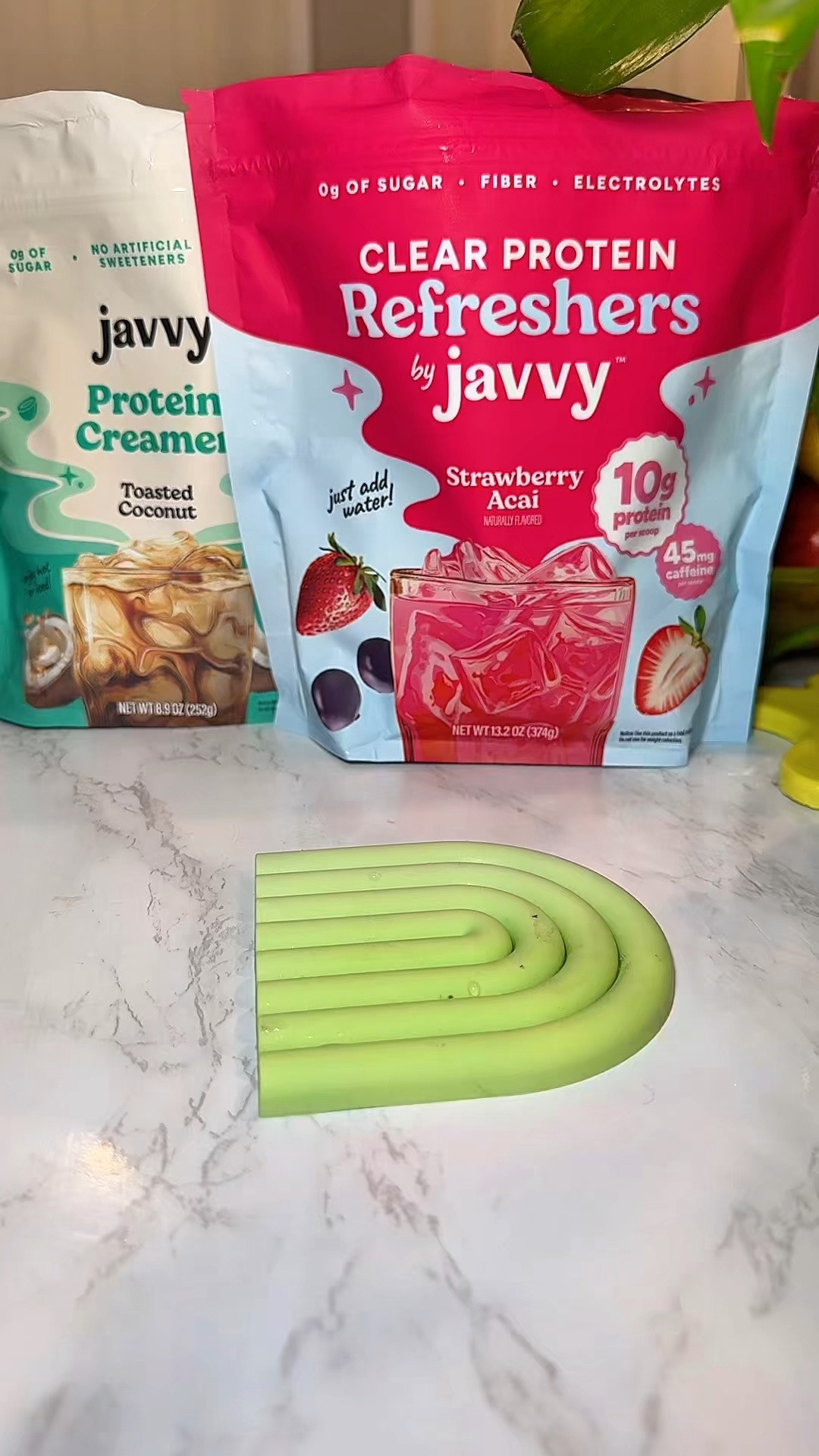 Javvy Strawberry Açaí Refresher Protein Drink

#LTKdayinmylife #LTKfitnessgoals #LTKmorningroutine