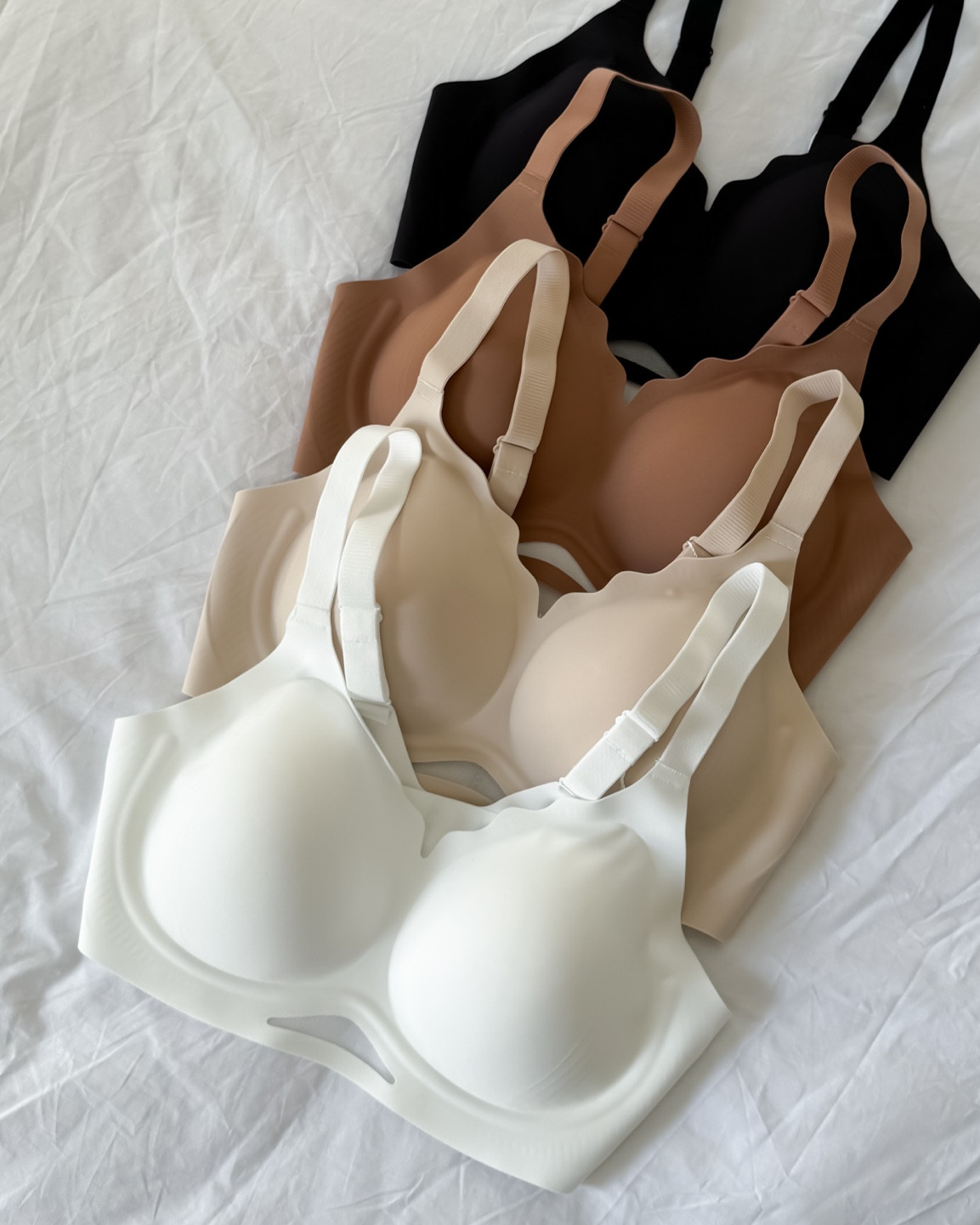 The bras of my dreams! Seamless, wireless, breathable, buttery smooth, & cute! 