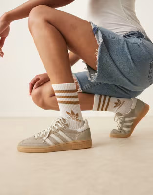adidas Originals Handball Spezial trainers in grey and silver | ASOS | ASOS (Global)