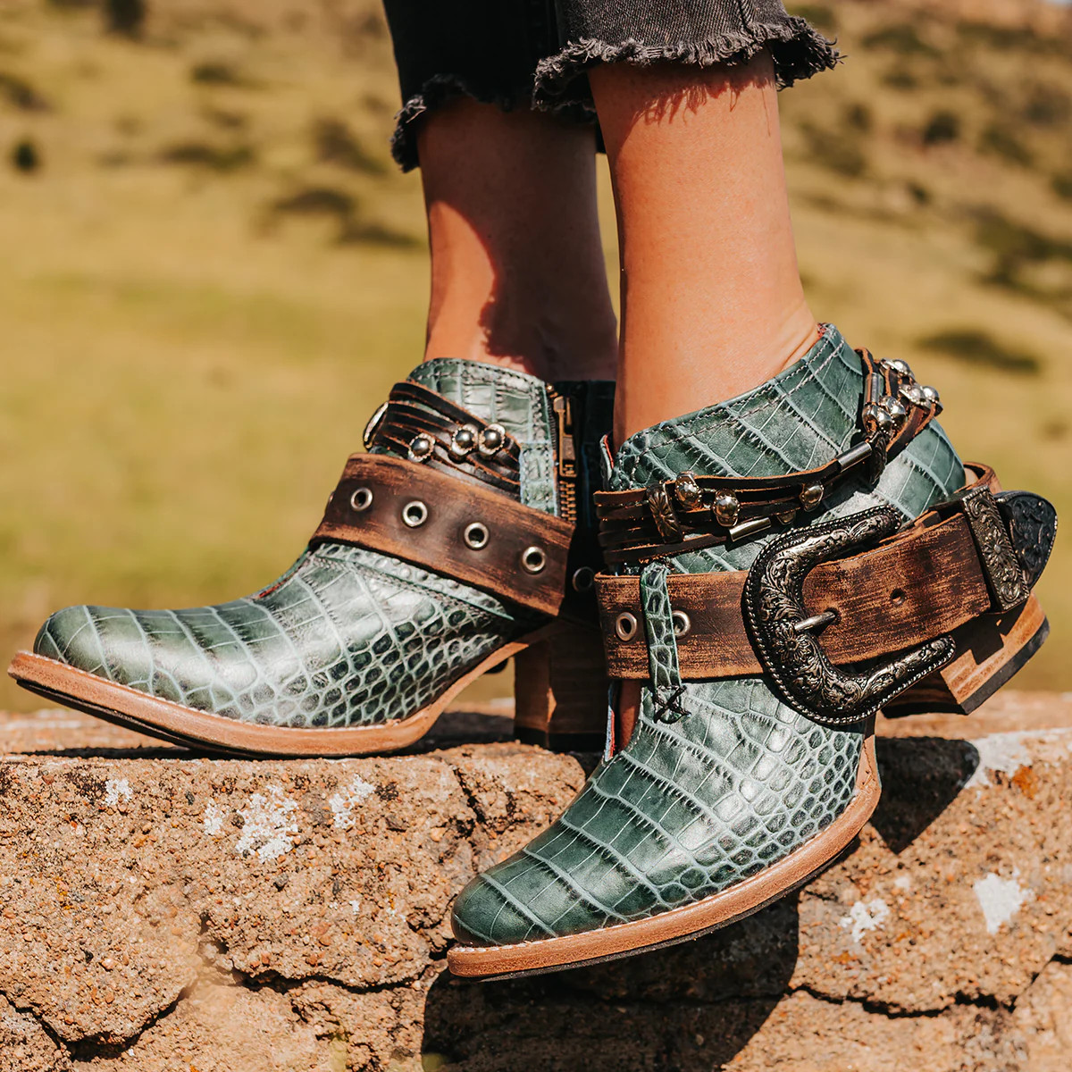 FREEBIRD STORES - SALOON | Freebird Stores