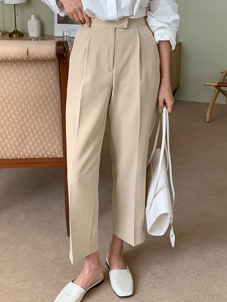 DAZY Plicated Slant Pockets Cropped Tailored Pants | SHEIN