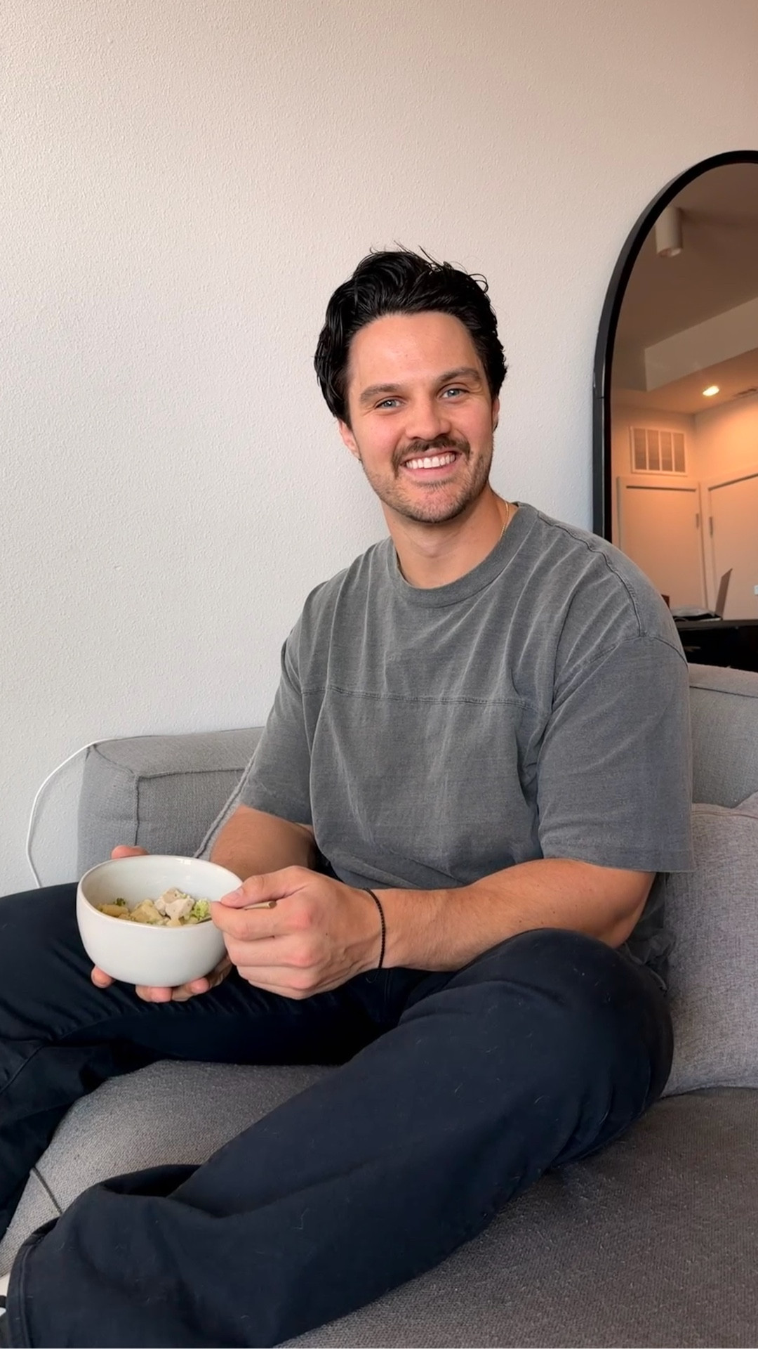 #ad Football Sunday calls for time-saving meals. Always 400 calories or less and a good source of protein – @LeanCuisine is all about making things easier and tastier. @Target #TargetPartner #LeanCuisine

#LTKdayinmylife #LTKMens #LTKfoodie