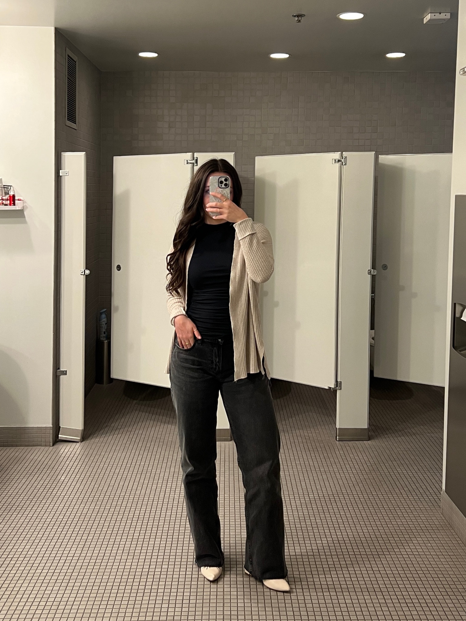 First time wearing low rise jeans in 10 years and I loved it 

Black low rise baggy jeans, ruched top, 90s style, leather knee high boots, gold jewelry 

#LTKSeasonal #LTKparties #LTKSpringSale