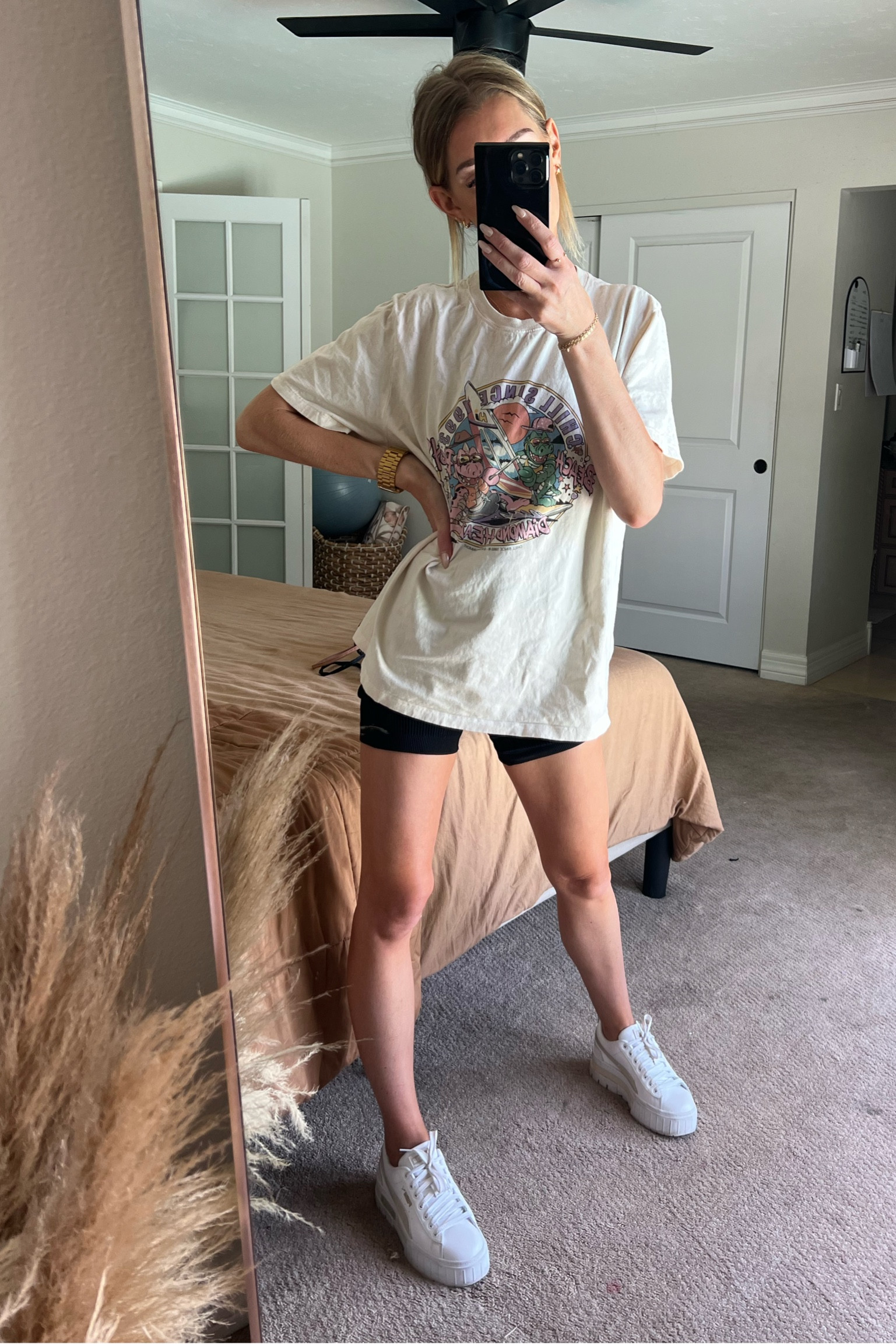 Oversized Tee + Bodysuit = Easy Outfit Idea

#LTKFind #LTKunder50 #LTKstyletip