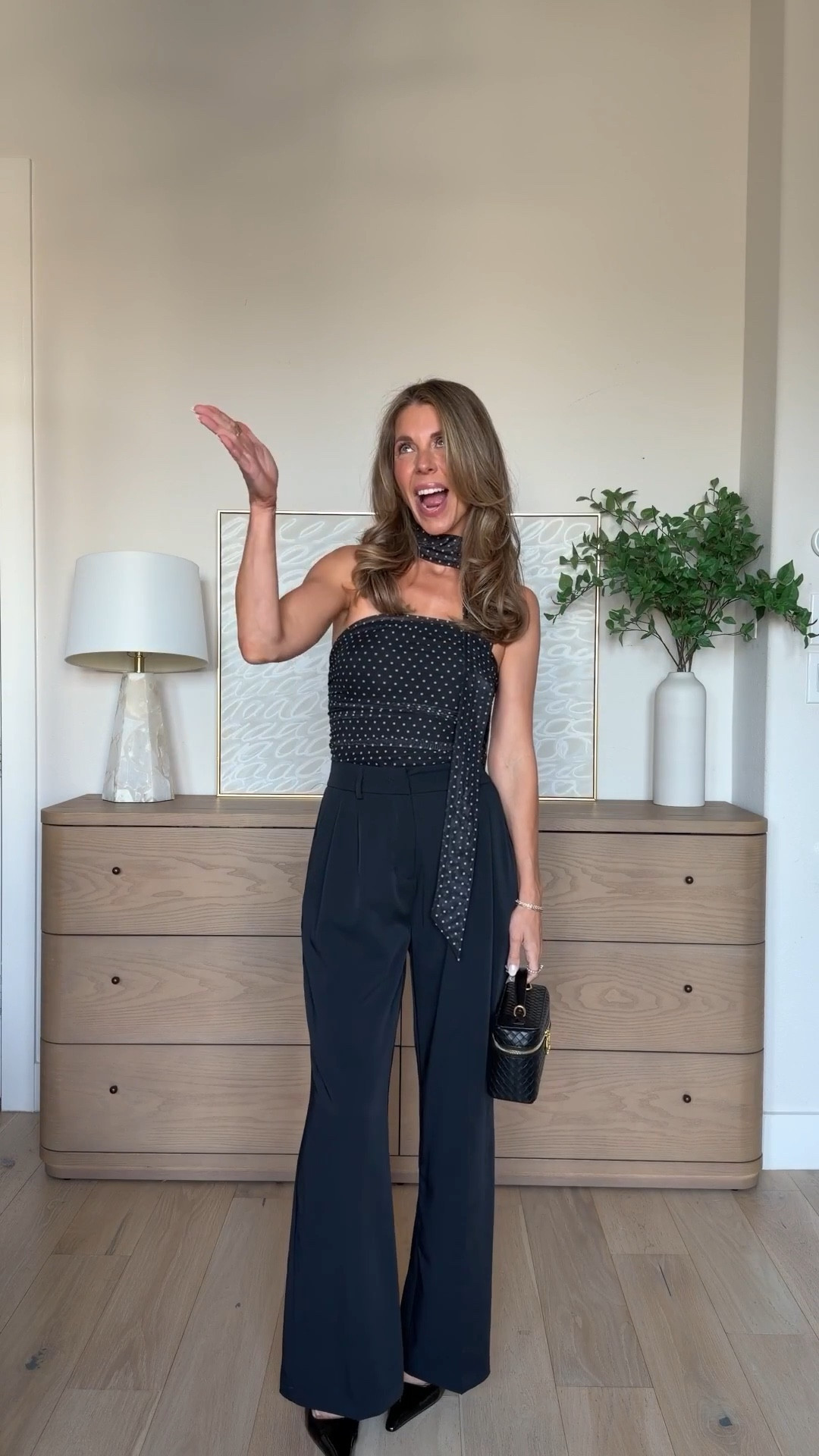 OOTN for dinner in Dallas! Xs top and xs pants! Strapless top with neck scarf comes in multiple colors. TTS but fyi top fits tight!! 



#LTKootd #LTKgrwm #LTKdayinmylife