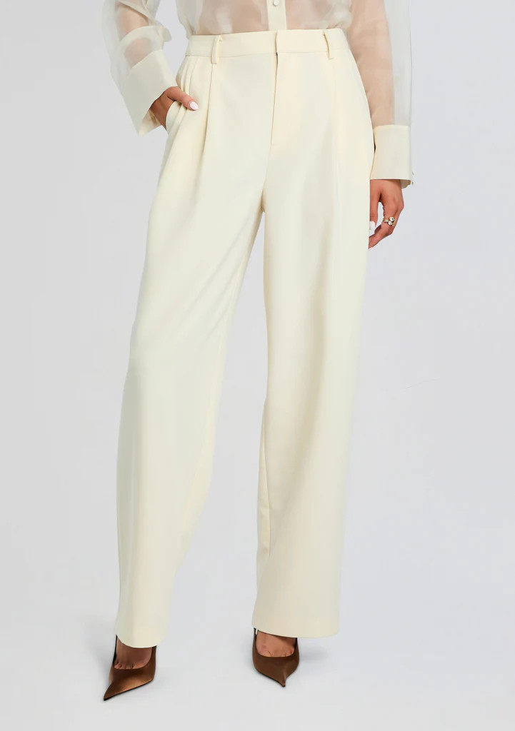 Sonya Pant | Retrofete