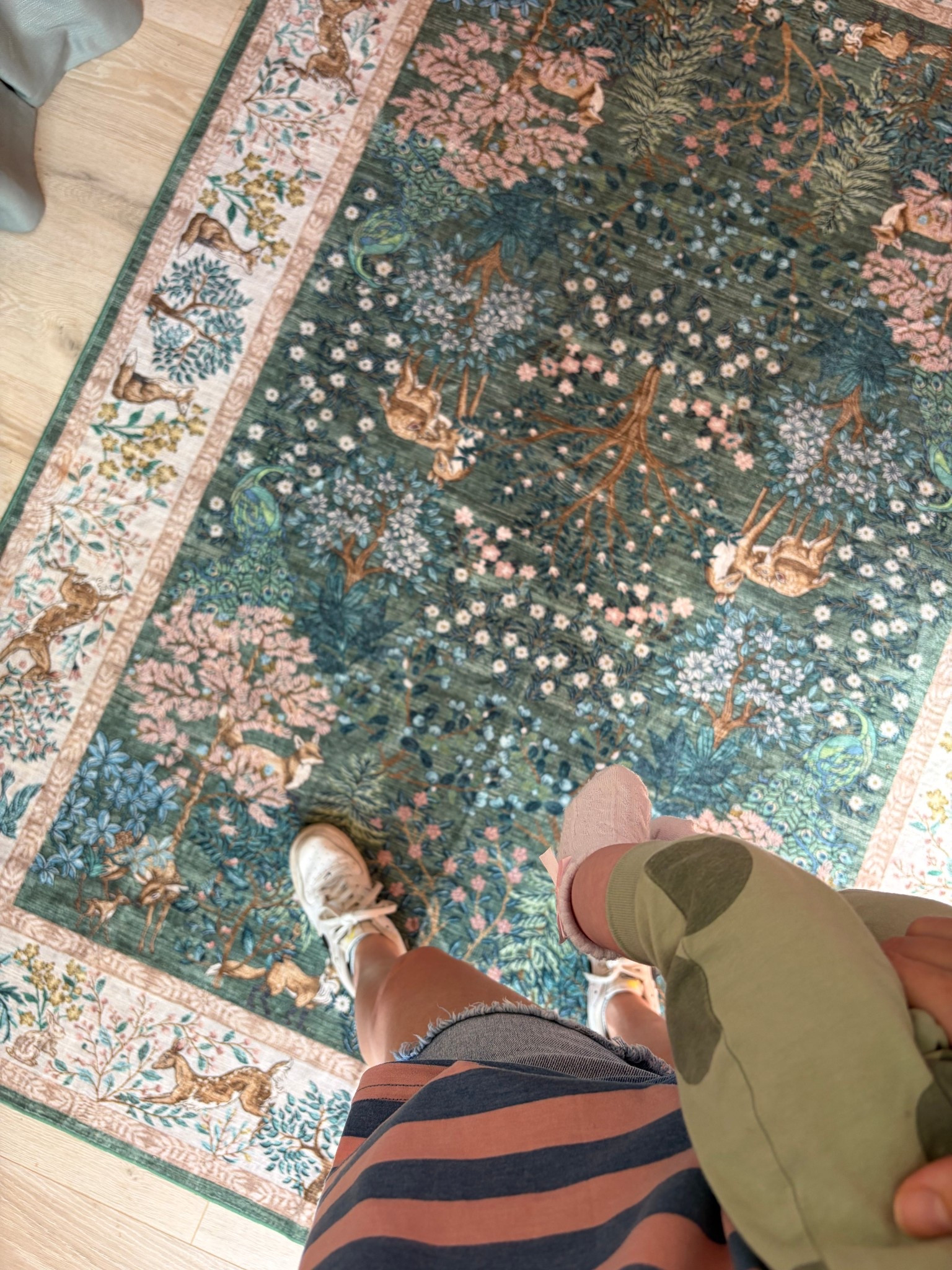 Love this rug and it’s soooo soft! Would be perfect for a nursery😍

#LTKmomlife #LTKHome