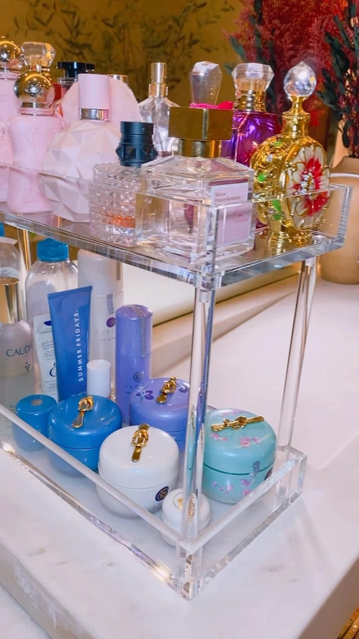 Perfume Organizer ✨

#LTKbeauty #LTKGiftGuide #LTKHoliday