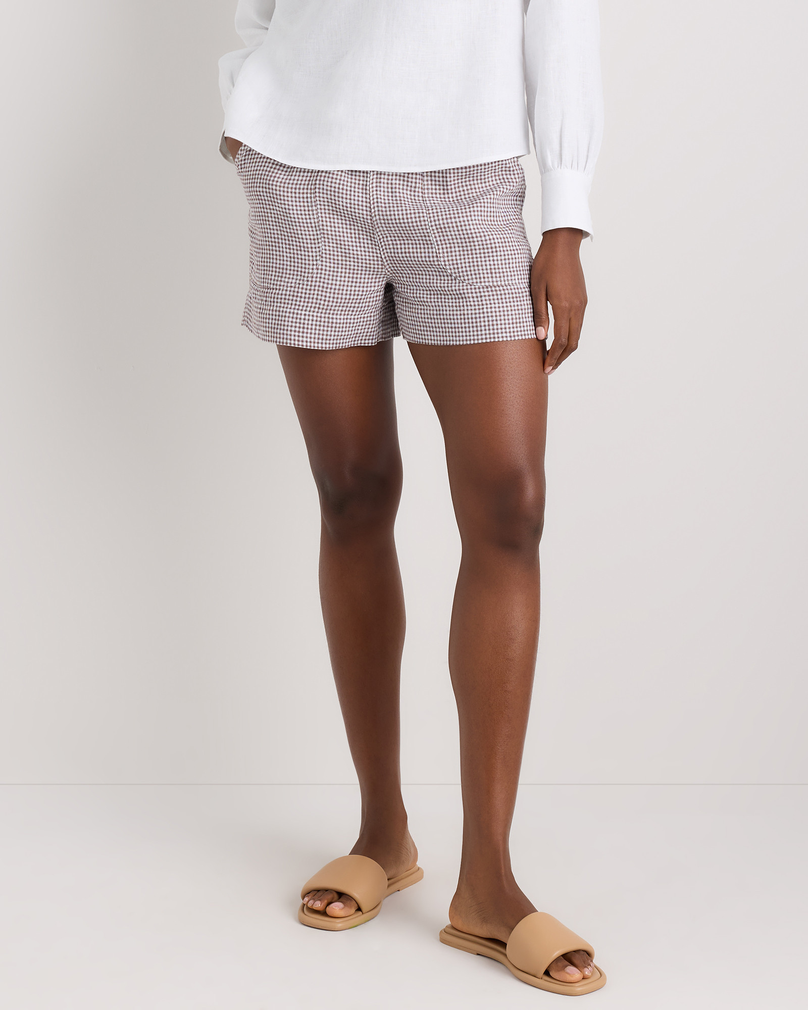 Quince | Women's 100% European Linen Shorts in Light Cargo, Size Large | Quince
